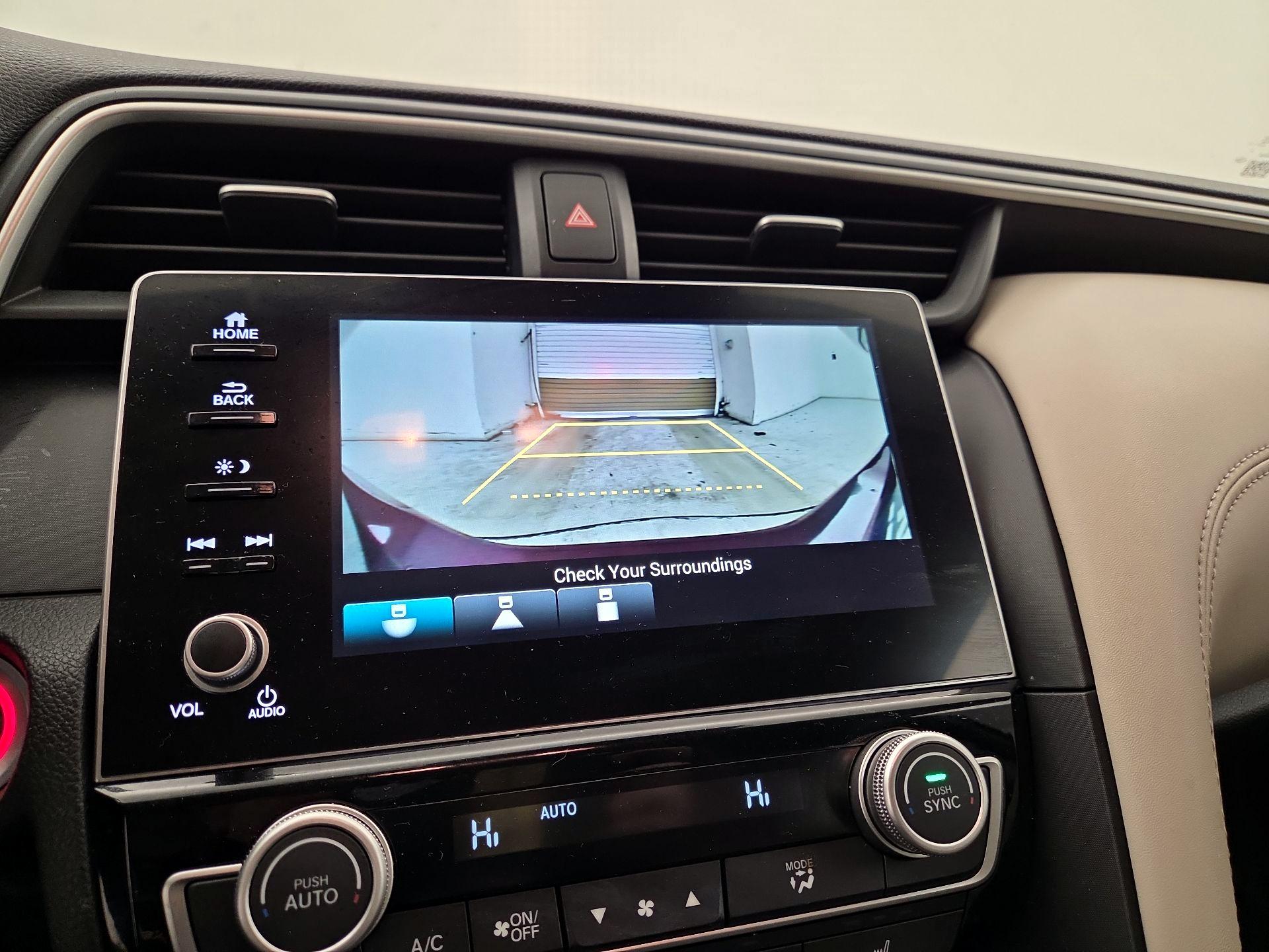 Thumbnail: 2019 Honda Insight - 14