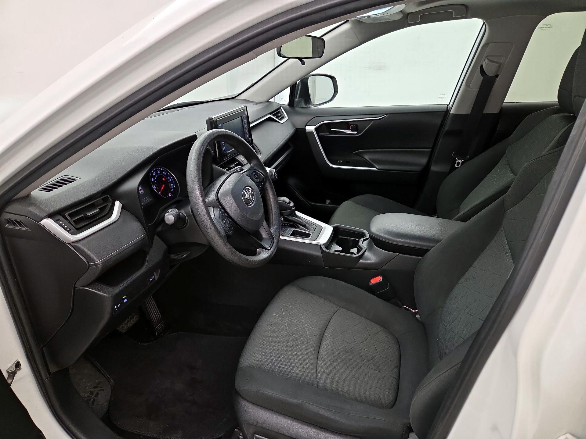 Thumbnail: 2021 Toyota RAV4 - 11