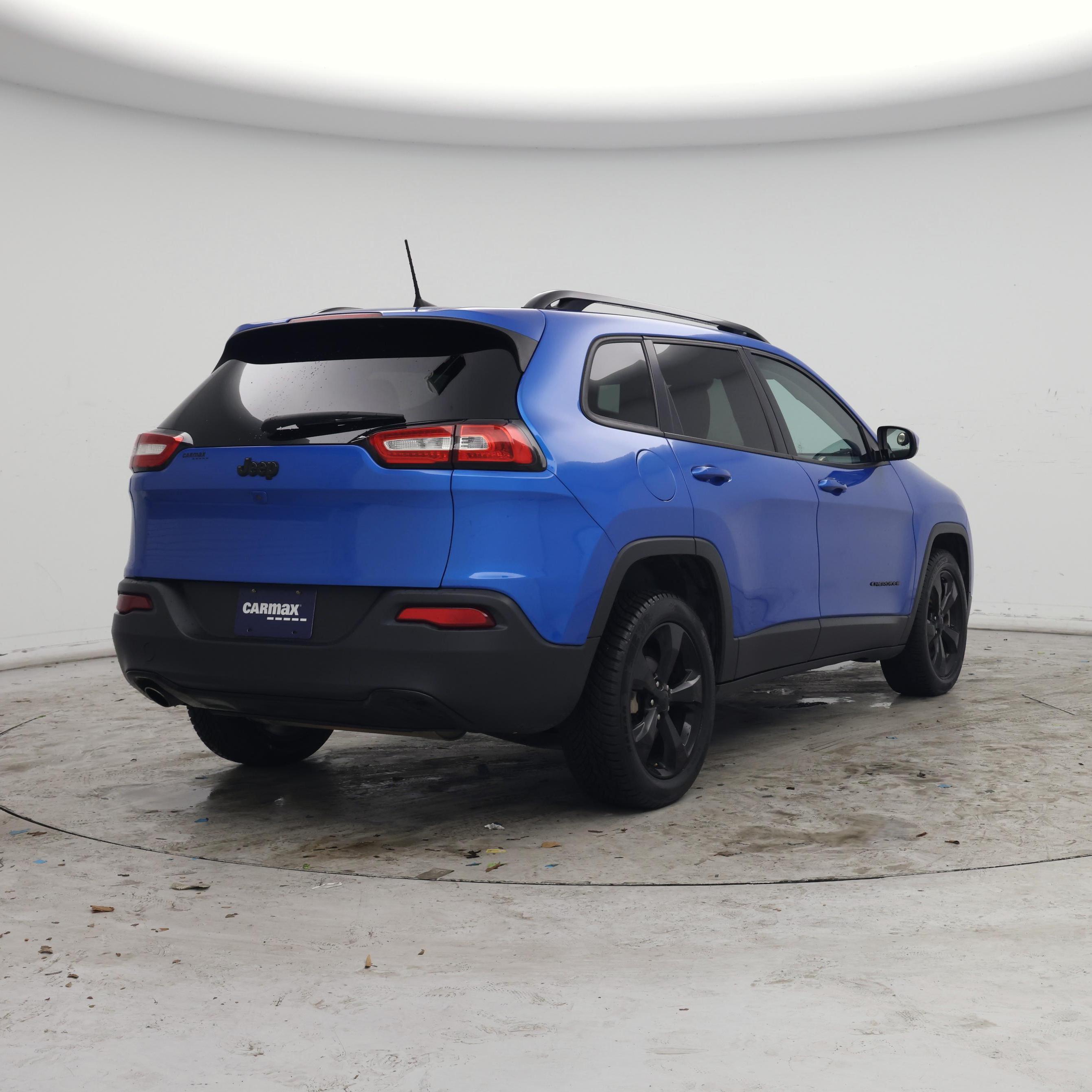 Thumbnail: 2018 Jeep Cherokee - 8