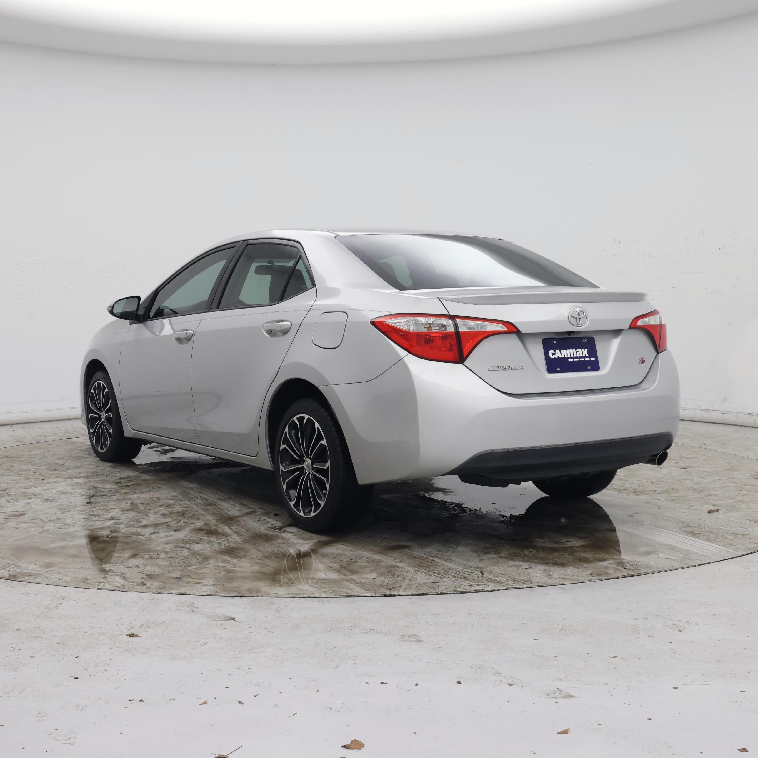 Thumbnail: 2015 Toyota Corolla - 2