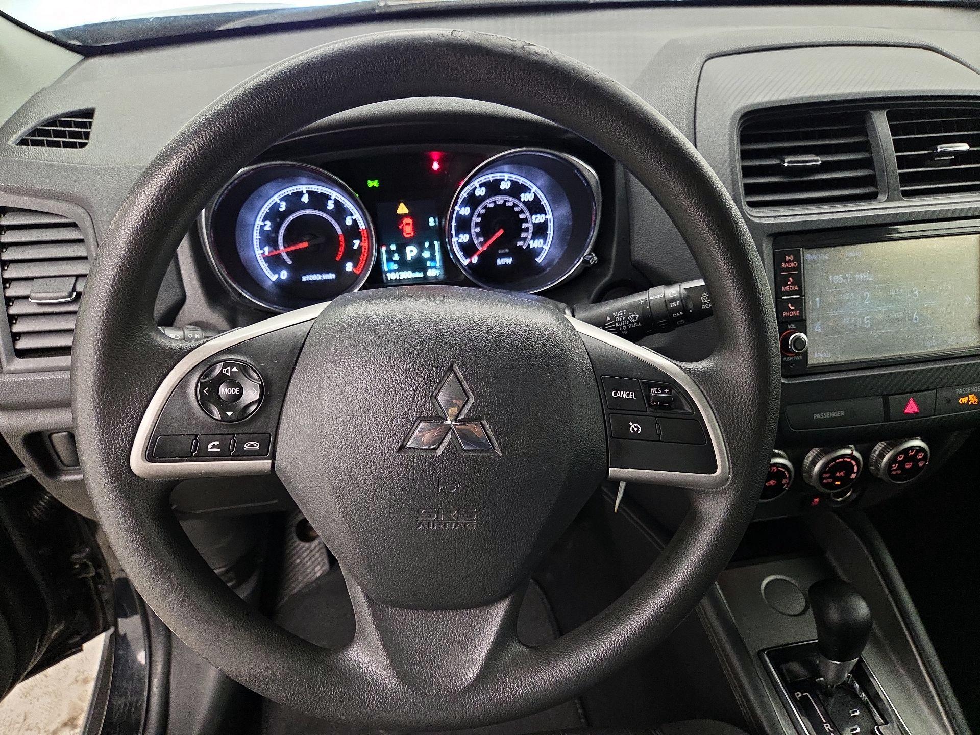 Thumbnail: 2021 Mitsubishi Outlander Sport - 10