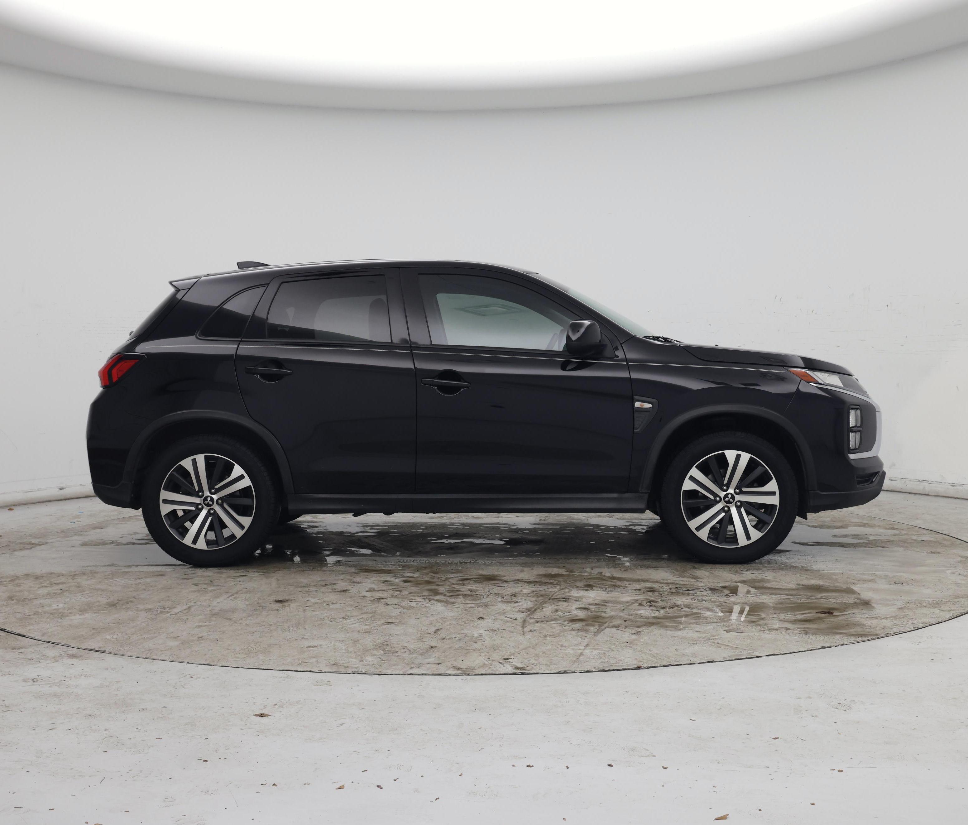 Thumbnail: 2021 Mitsubishi Outlander Sport - 7