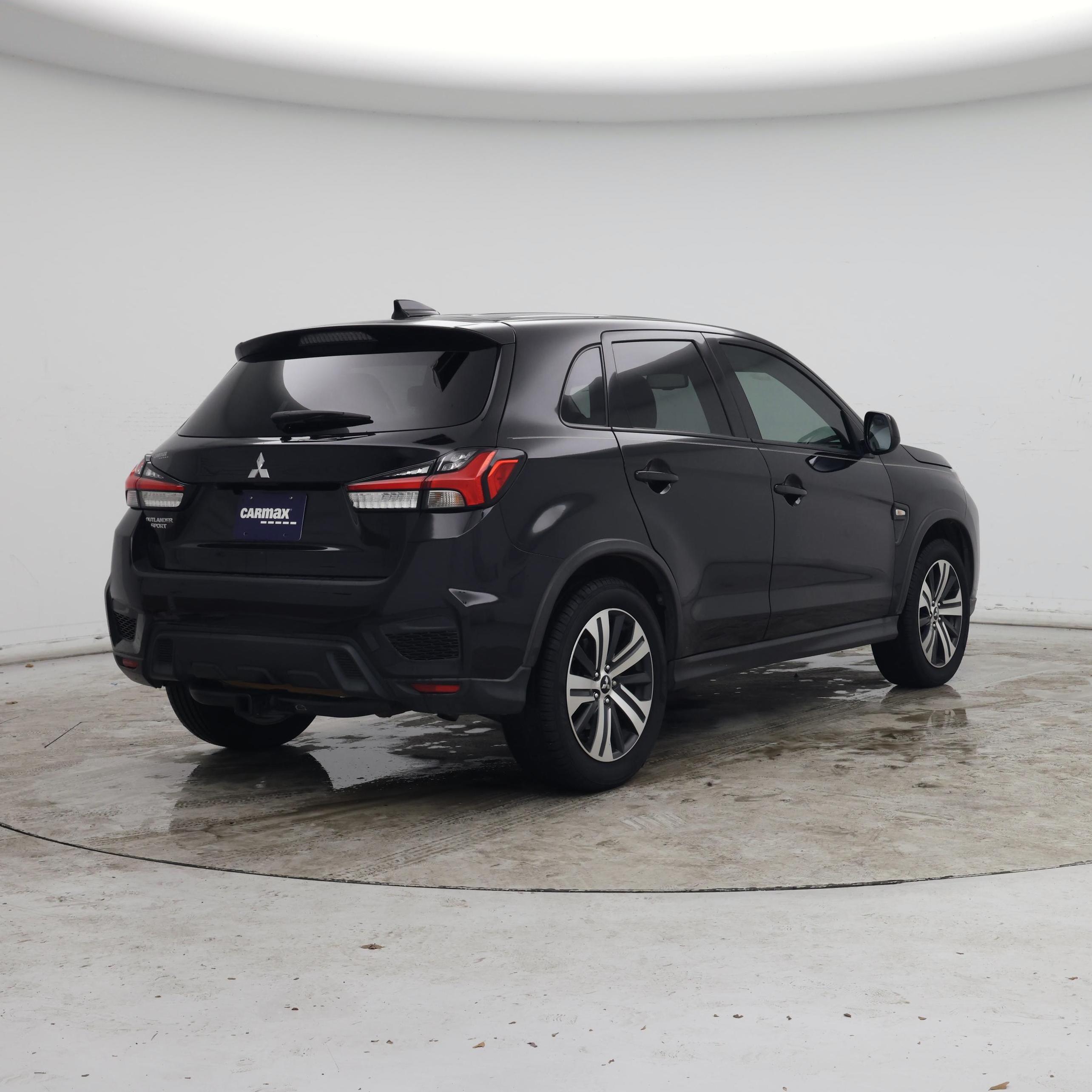 Thumbnail: 2021 Mitsubishi Outlander Sport - 8