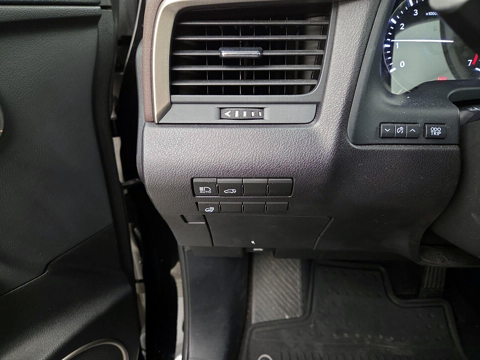 Thumbnail: 2017 Lexus RX - 13