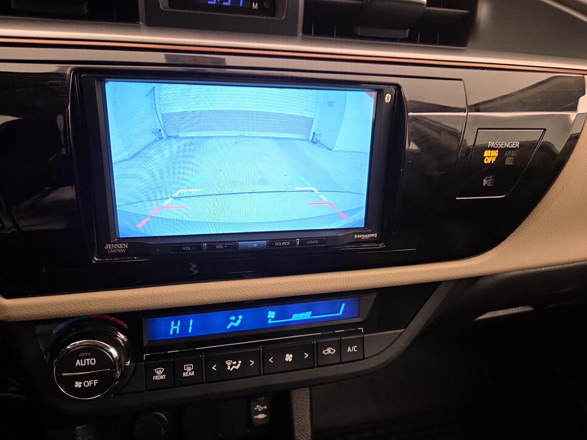 Thumbnail: 2014 Toyota Corolla - 14