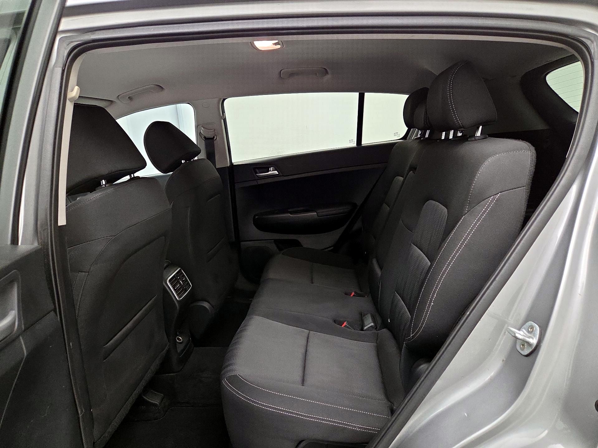 Thumbnail: 2020 Kia Sportage - 19