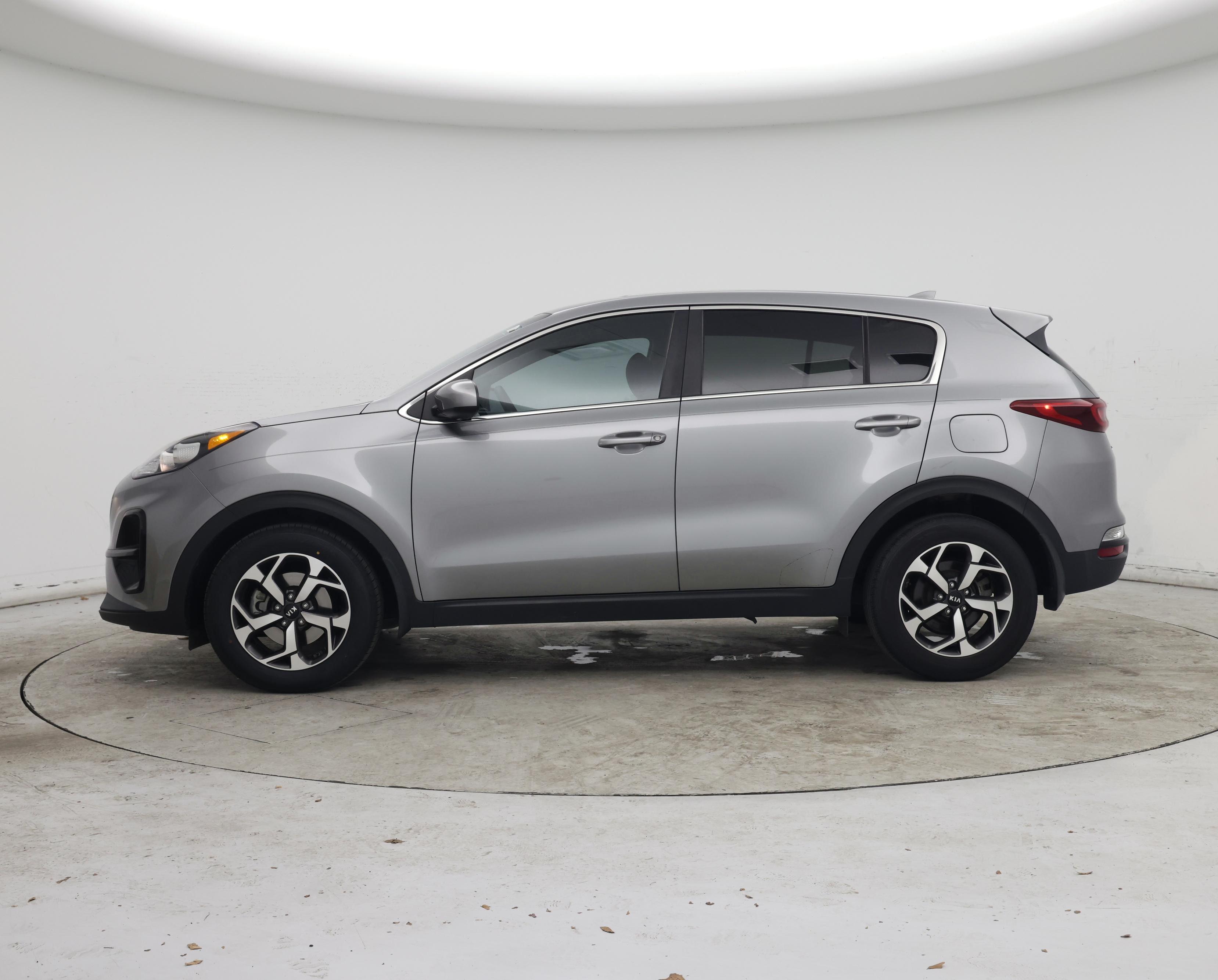 Thumbnail: 2020 Kia Sportage - 3
