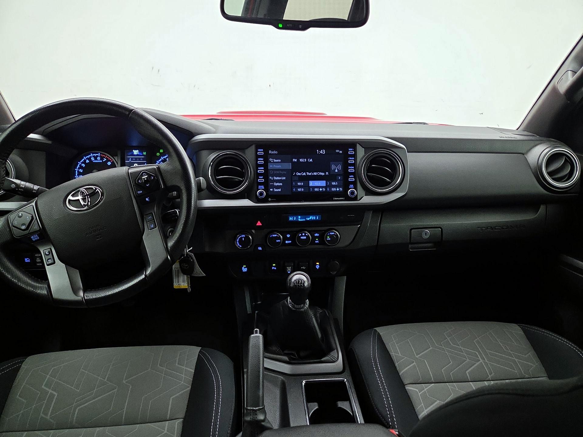 Thumbnail: 2022 Toyota Tacoma - 9