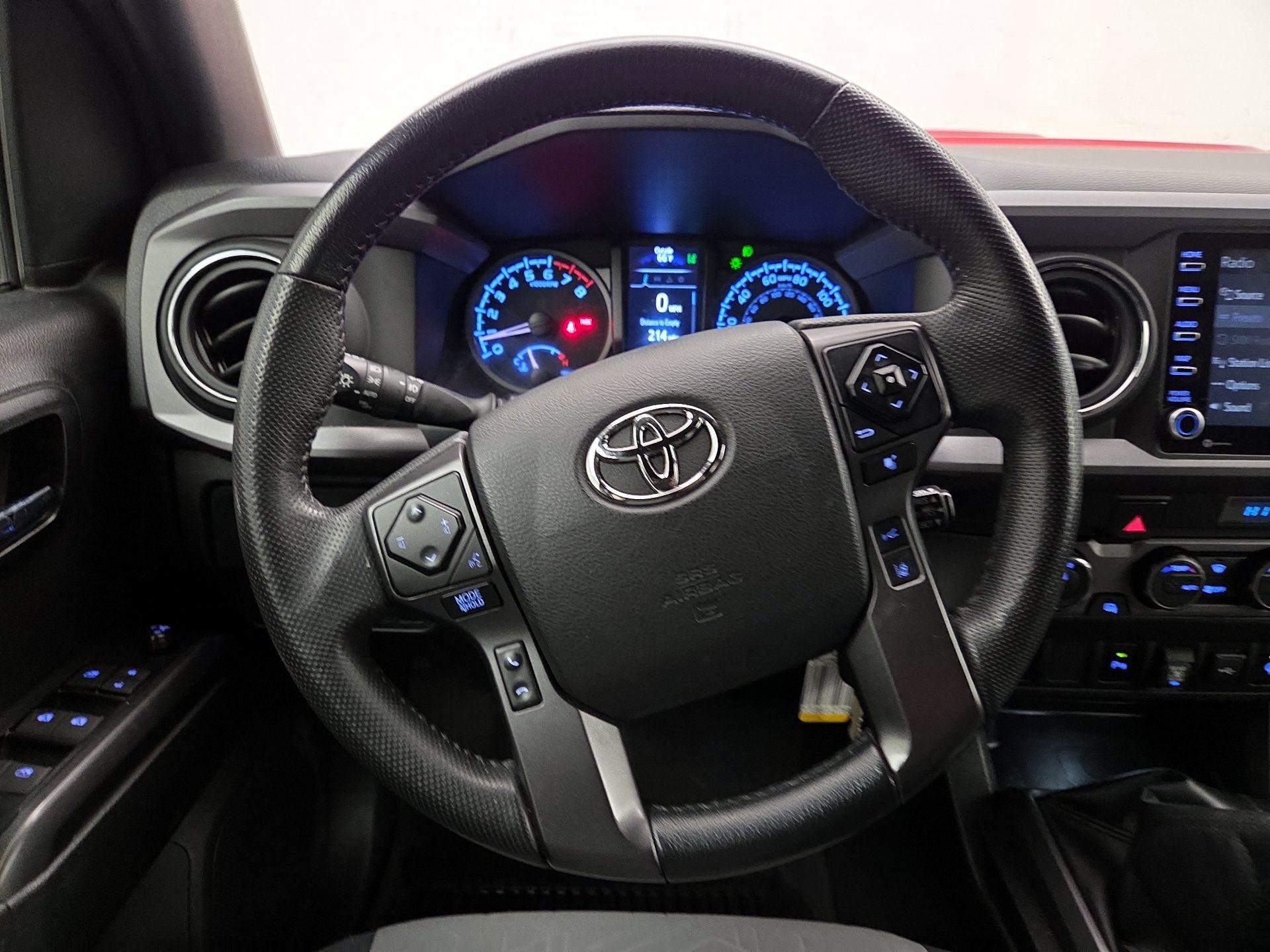 Thumbnail: 2022 Toyota Tacoma - 10