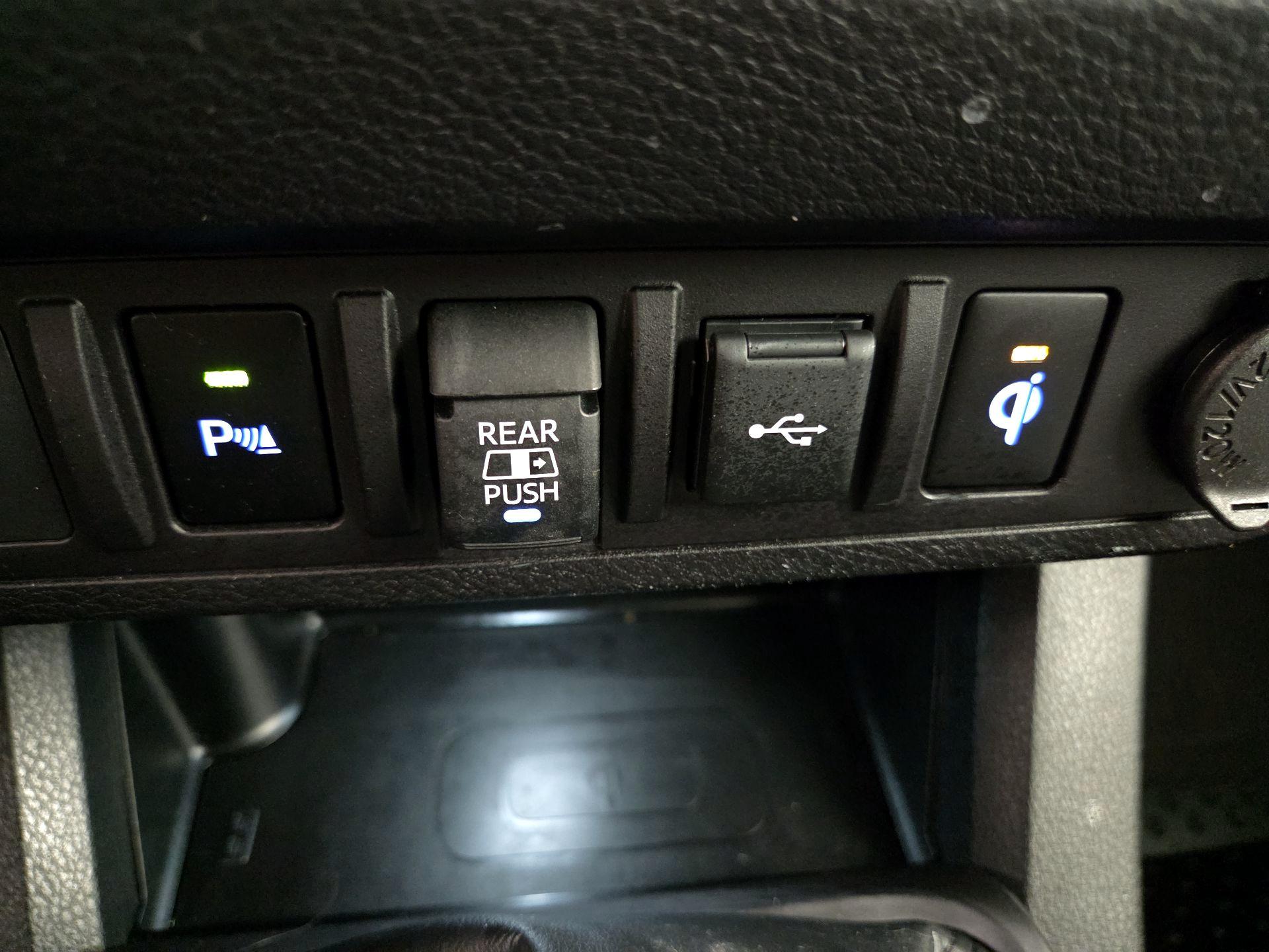 Thumbnail: 2022 Toyota Tacoma - 18