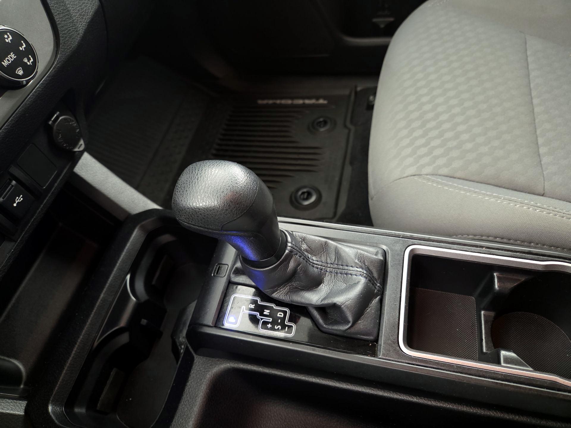 Thumbnail: 2020 Toyota Tacoma - 17