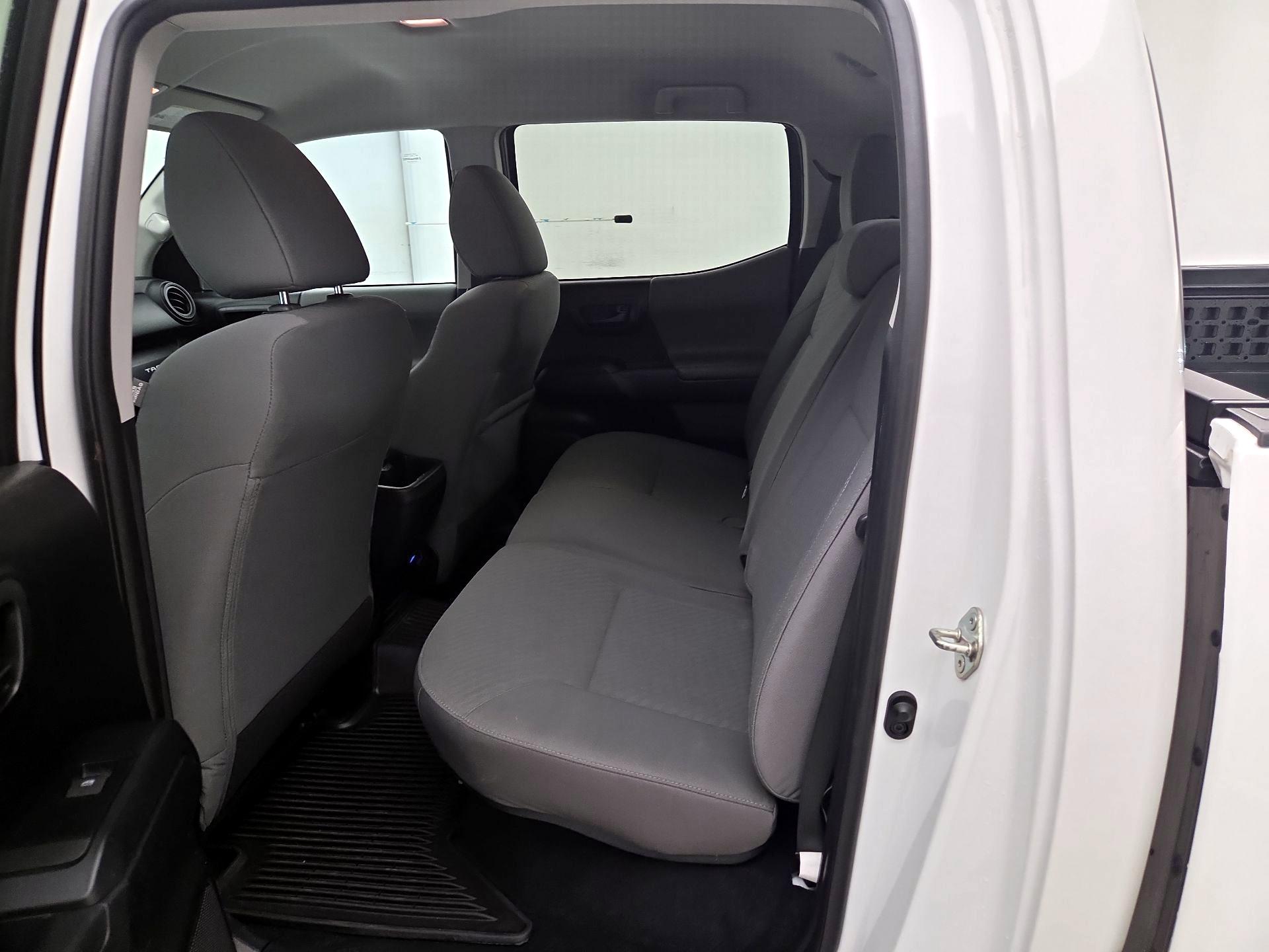 Thumbnail: 2020 Toyota Tacoma - 19