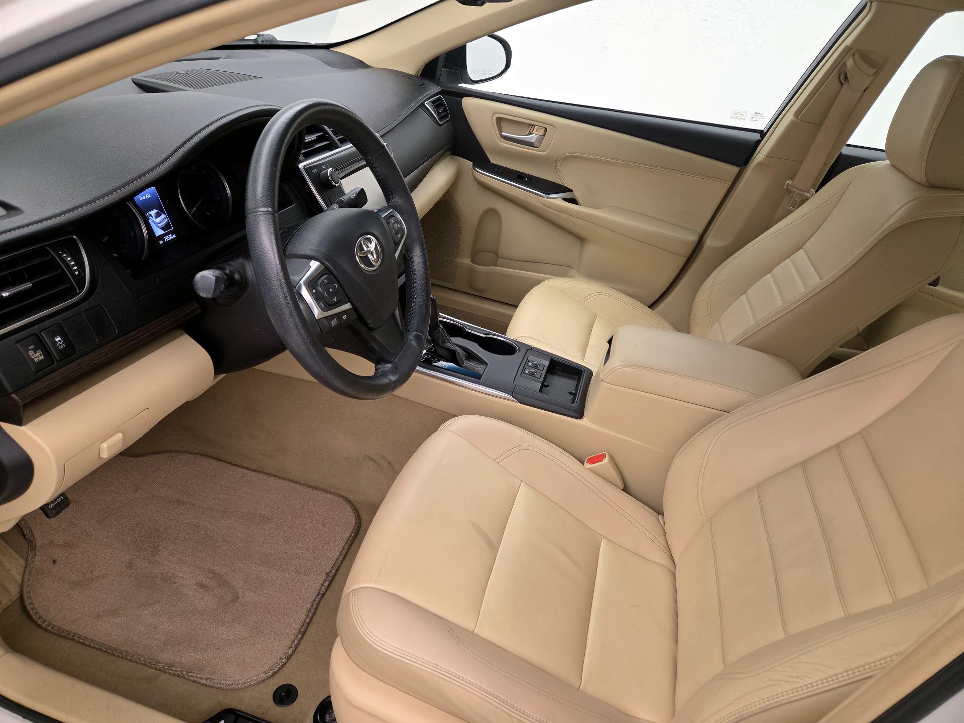 Thumbnail: 2015 Toyota Camry - 11