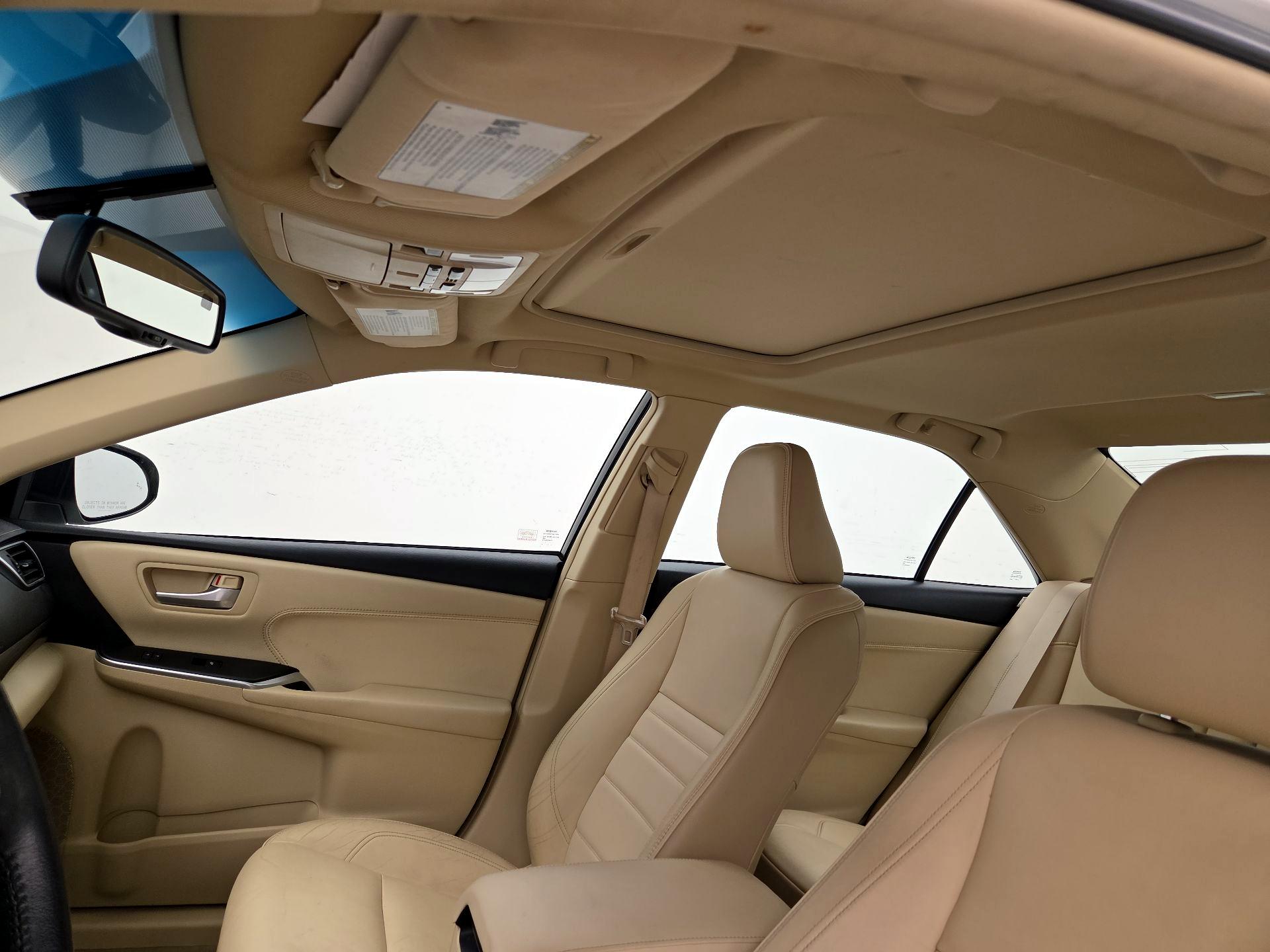 Thumbnail: 2015 Toyota Camry - 19