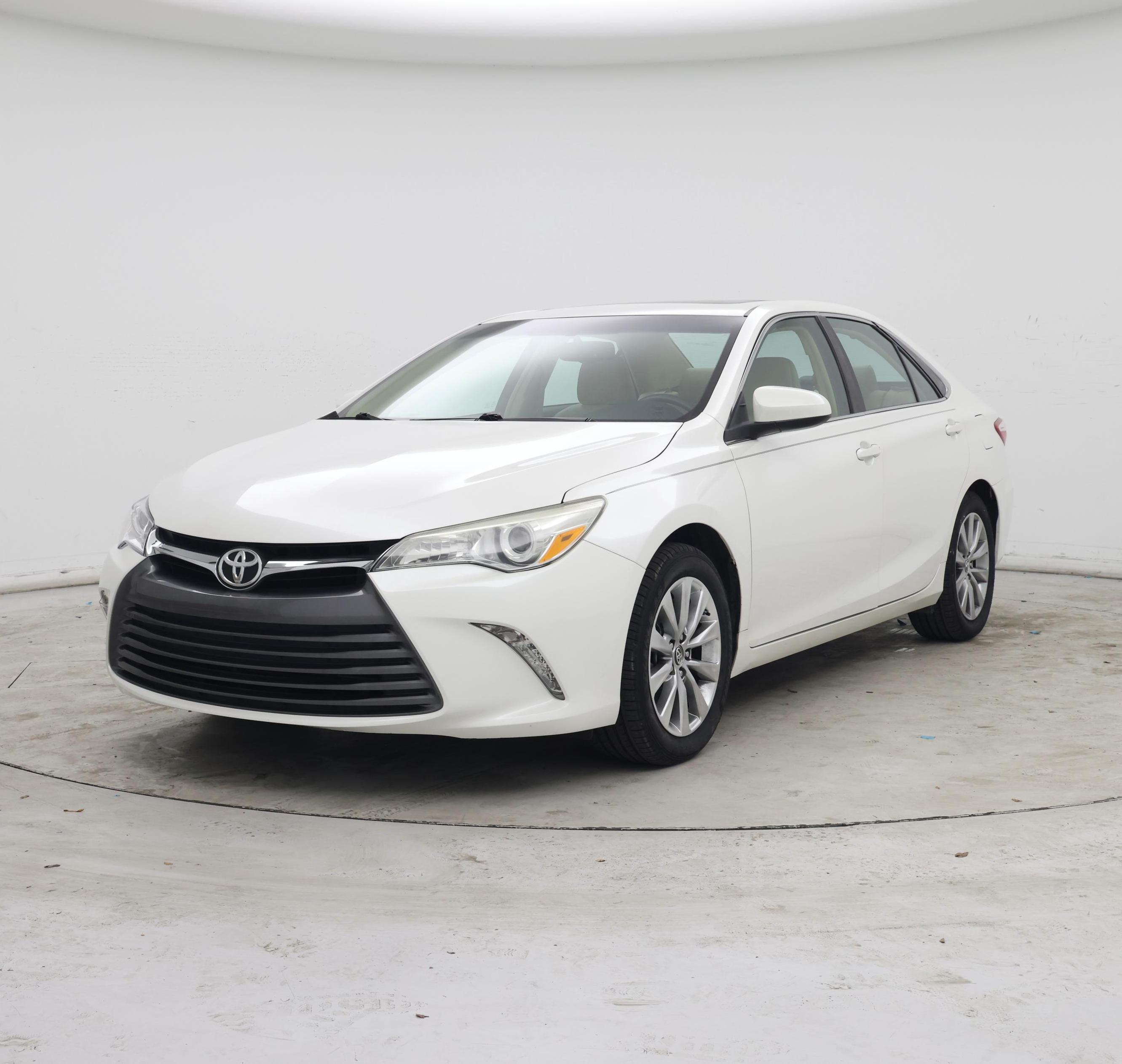 Thumbnail: 2015 Toyota Camry - 4