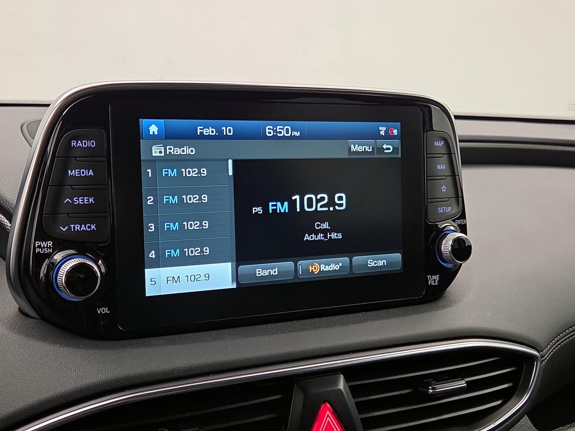 Thumbnail: 2020 Hyundai Santa Fe - 16