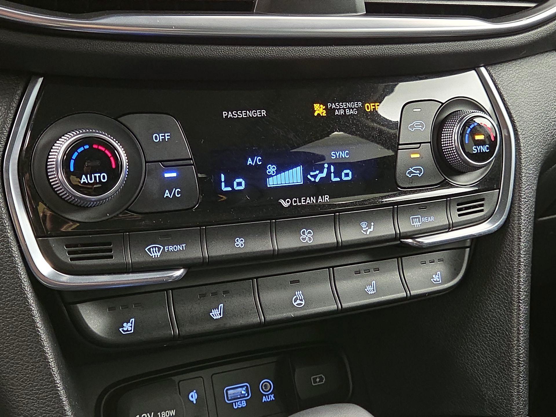 Thumbnail: 2020 Hyundai Santa Fe - 17