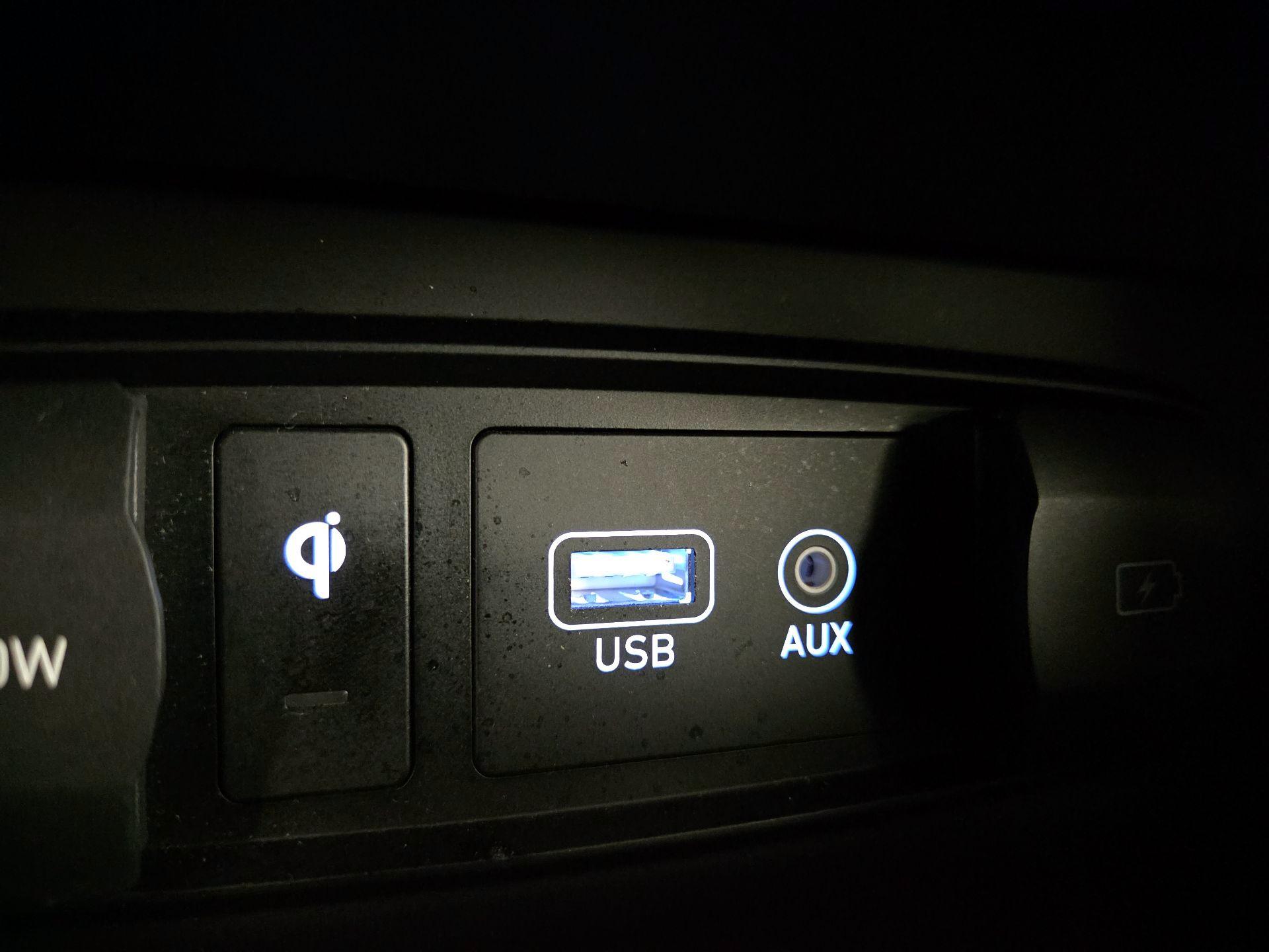 Thumbnail: 2020 Hyundai Santa Fe - 19