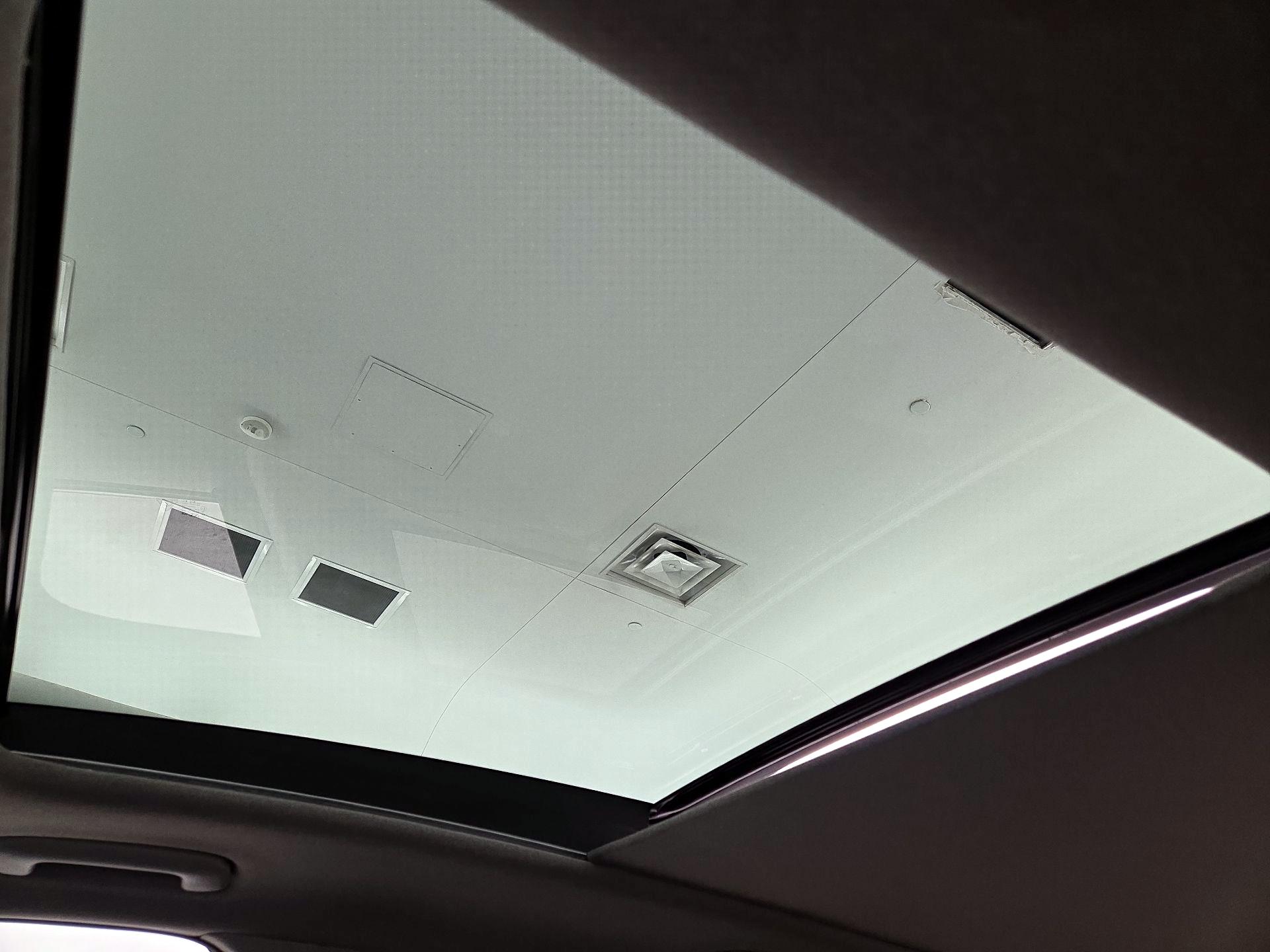 Thumbnail: 2020 Hyundai Santa Fe - 20