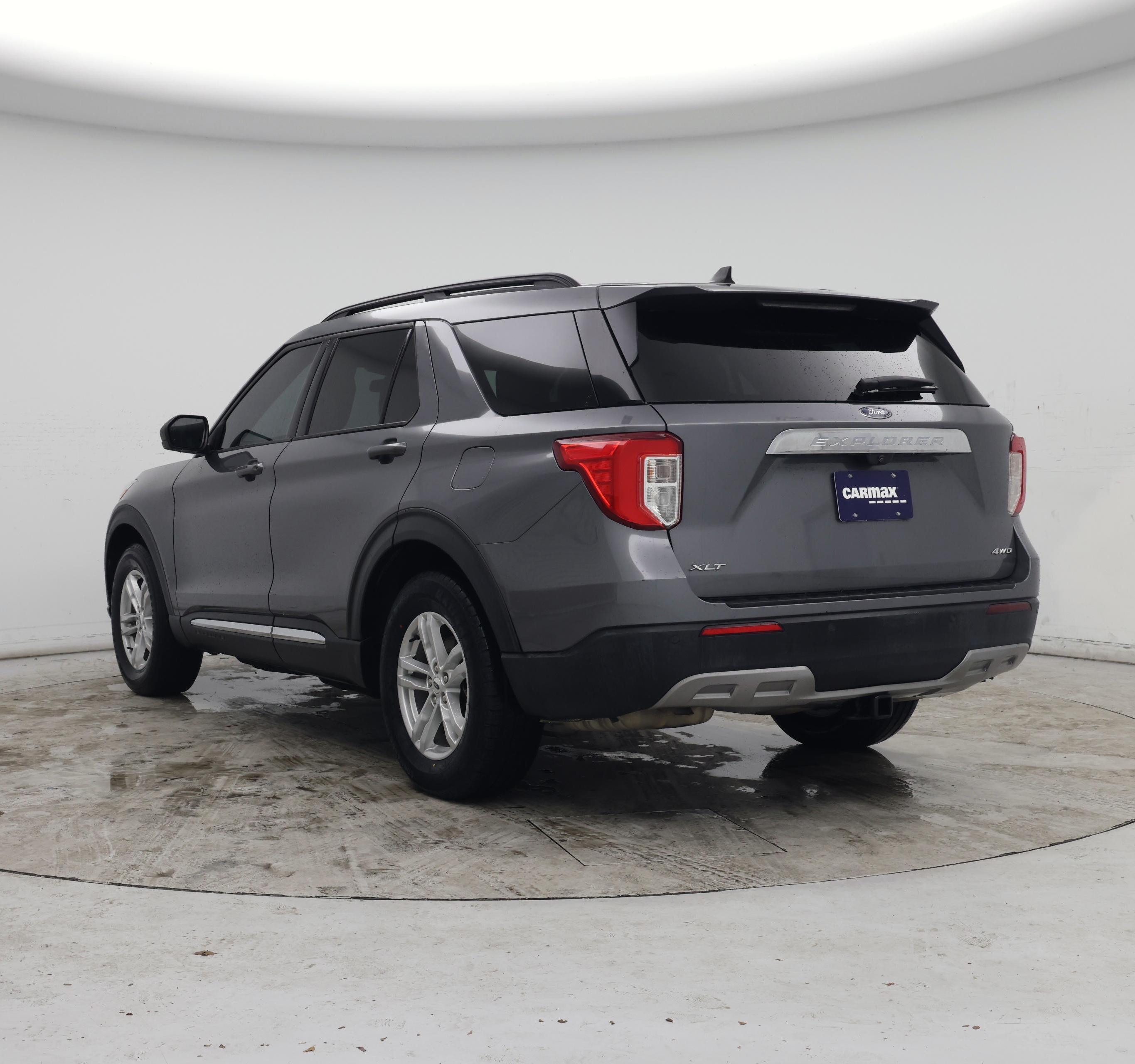 Thumbnail: 2022 Ford Explorer - 2