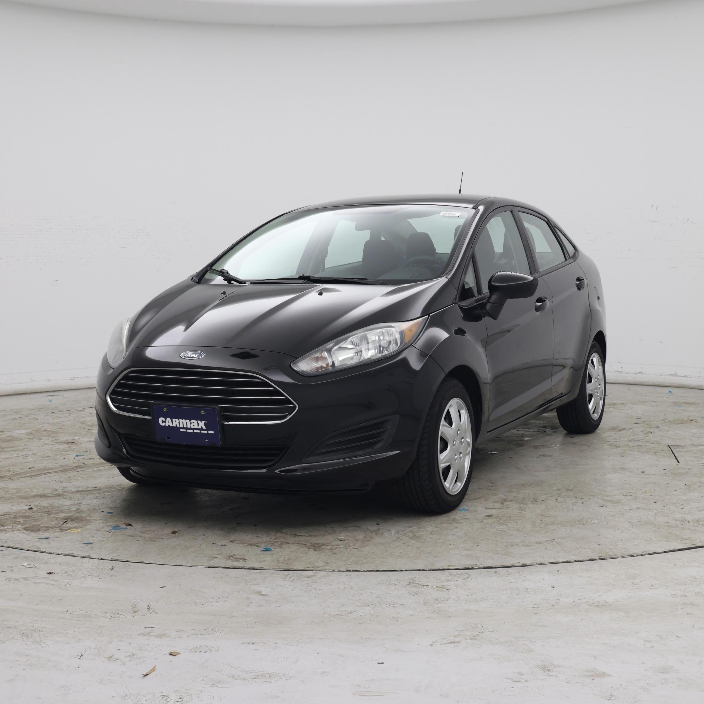 Thumbnail: 2015 Ford Fiesta - 4