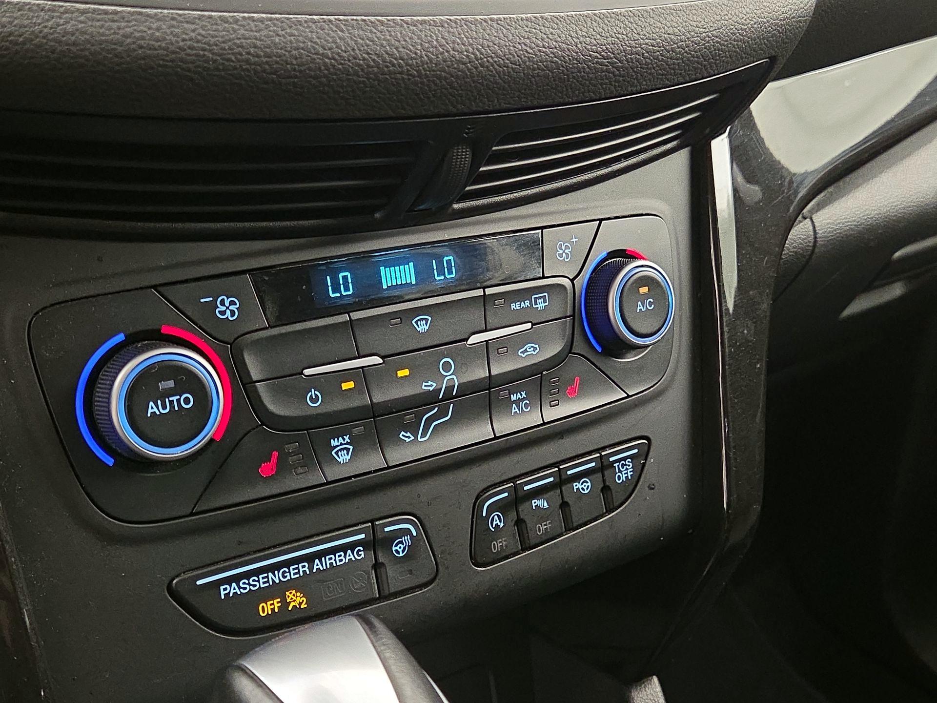 Thumbnail: 2018 Ford Escape - 17