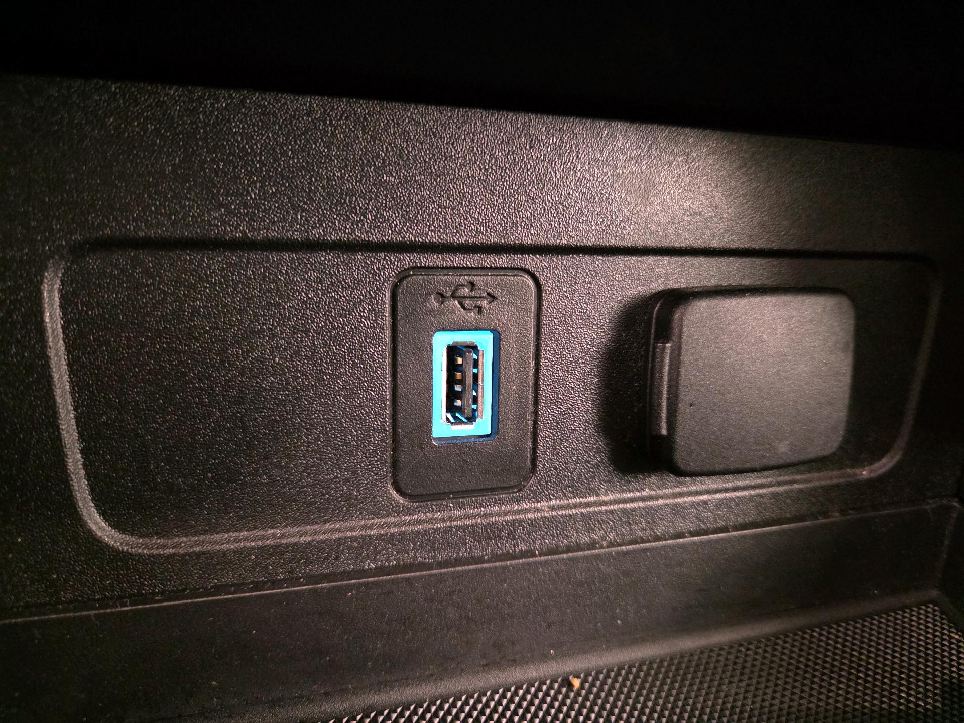 Thumbnail: 2018 Ford Escape - 19