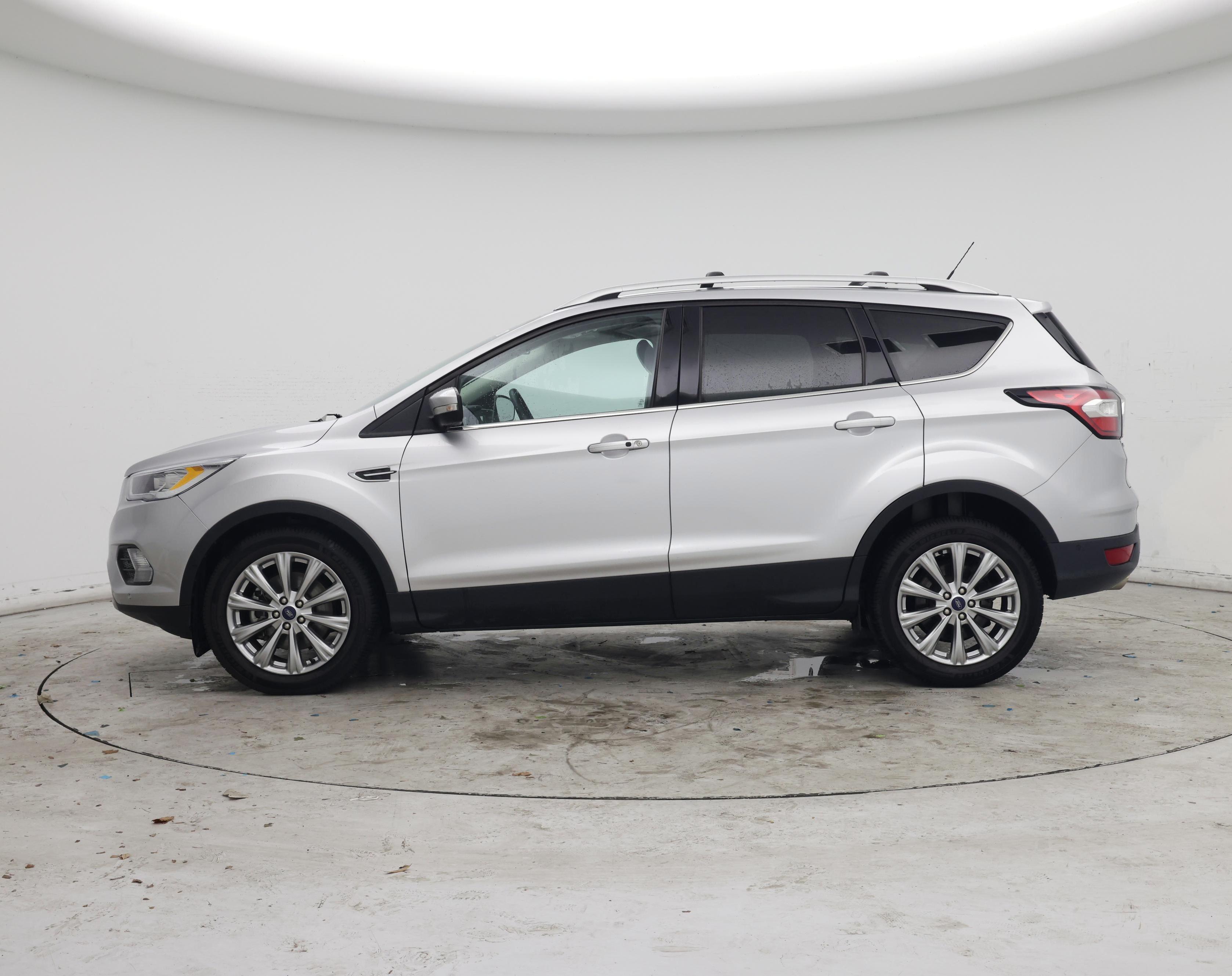 Thumbnail: 2018 Ford Escape - 3