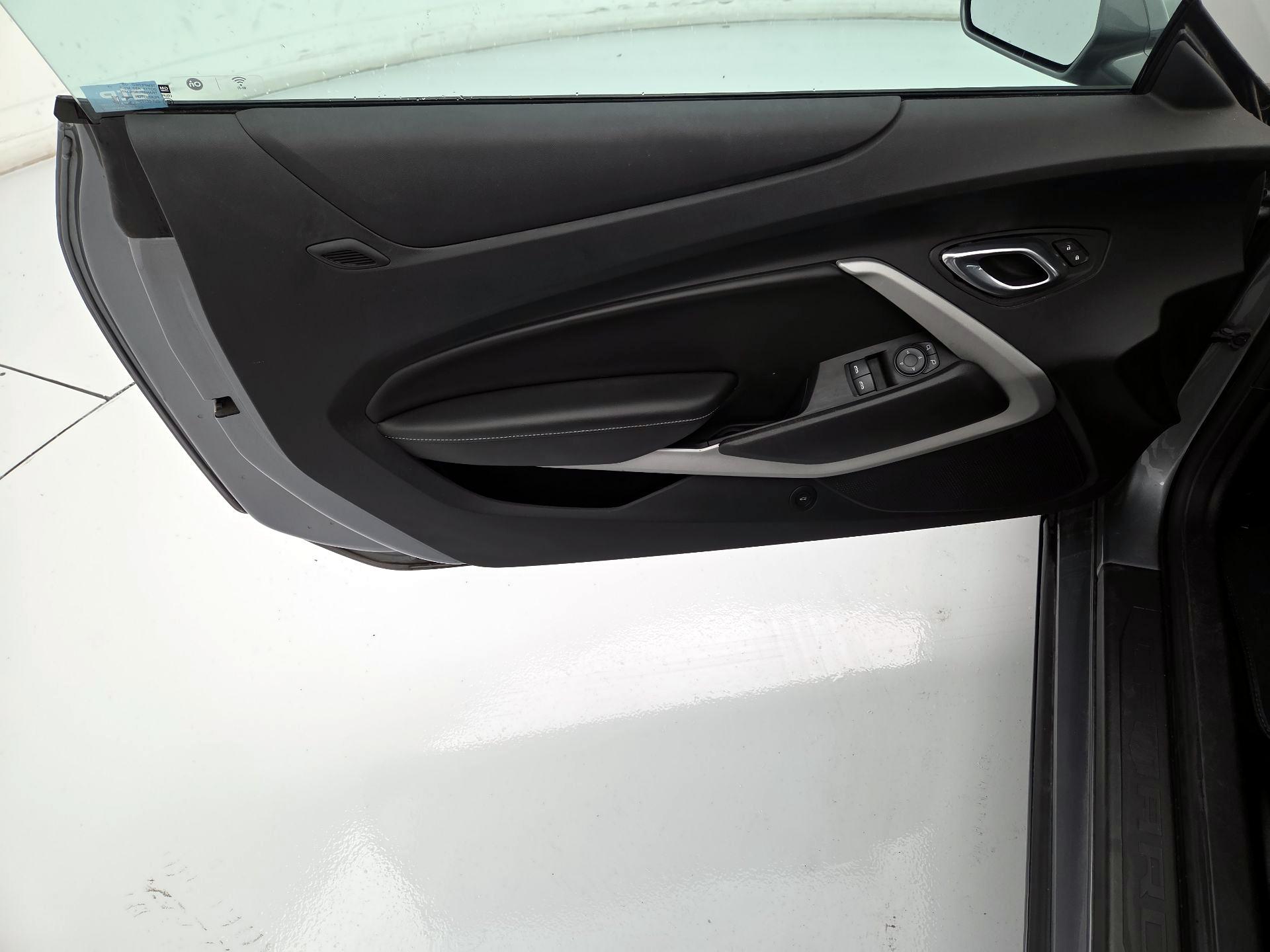 Thumbnail: 2020 Chevrolet Camaro - 12