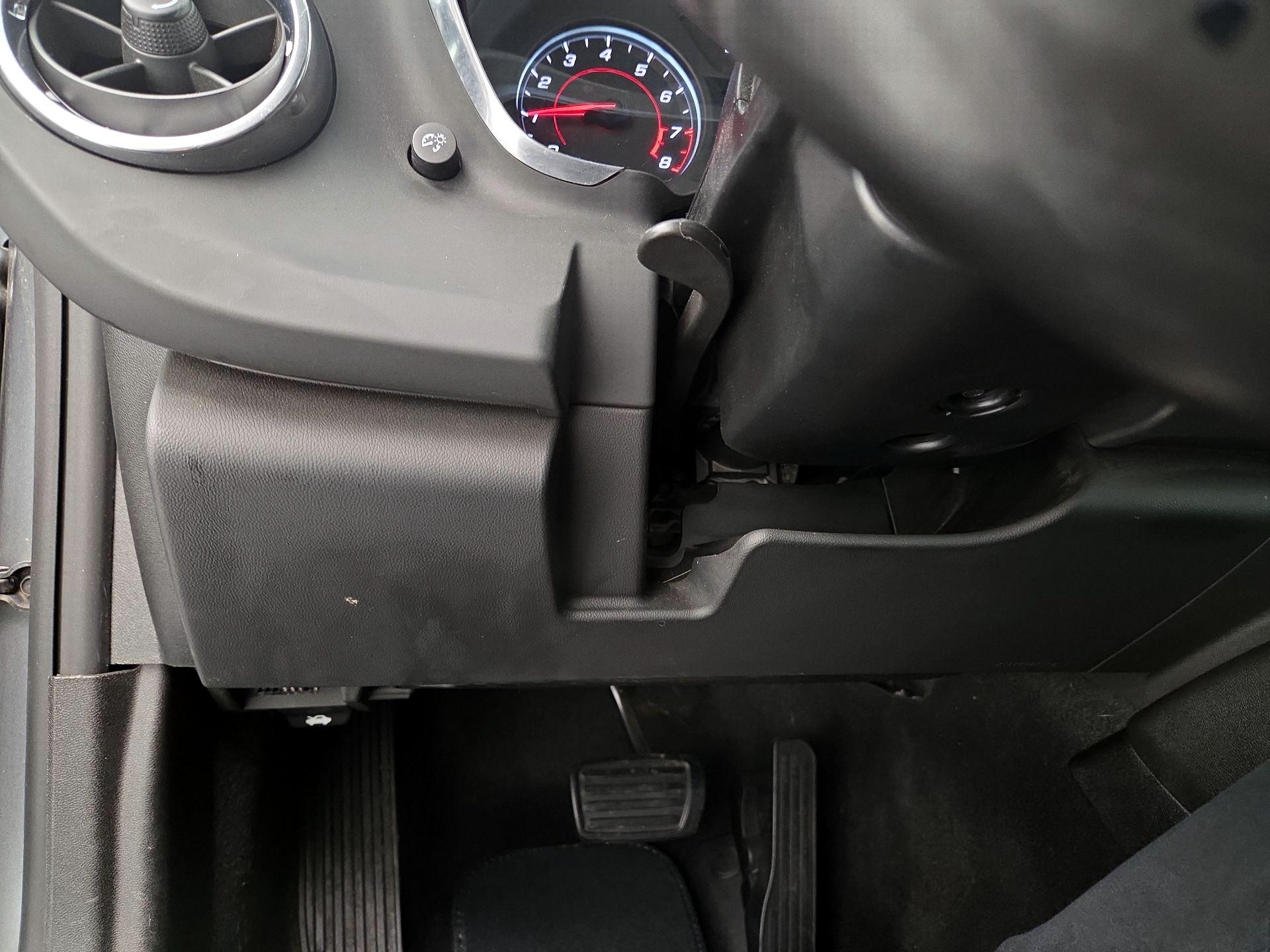 Thumbnail: 2020 Chevrolet Camaro - 13