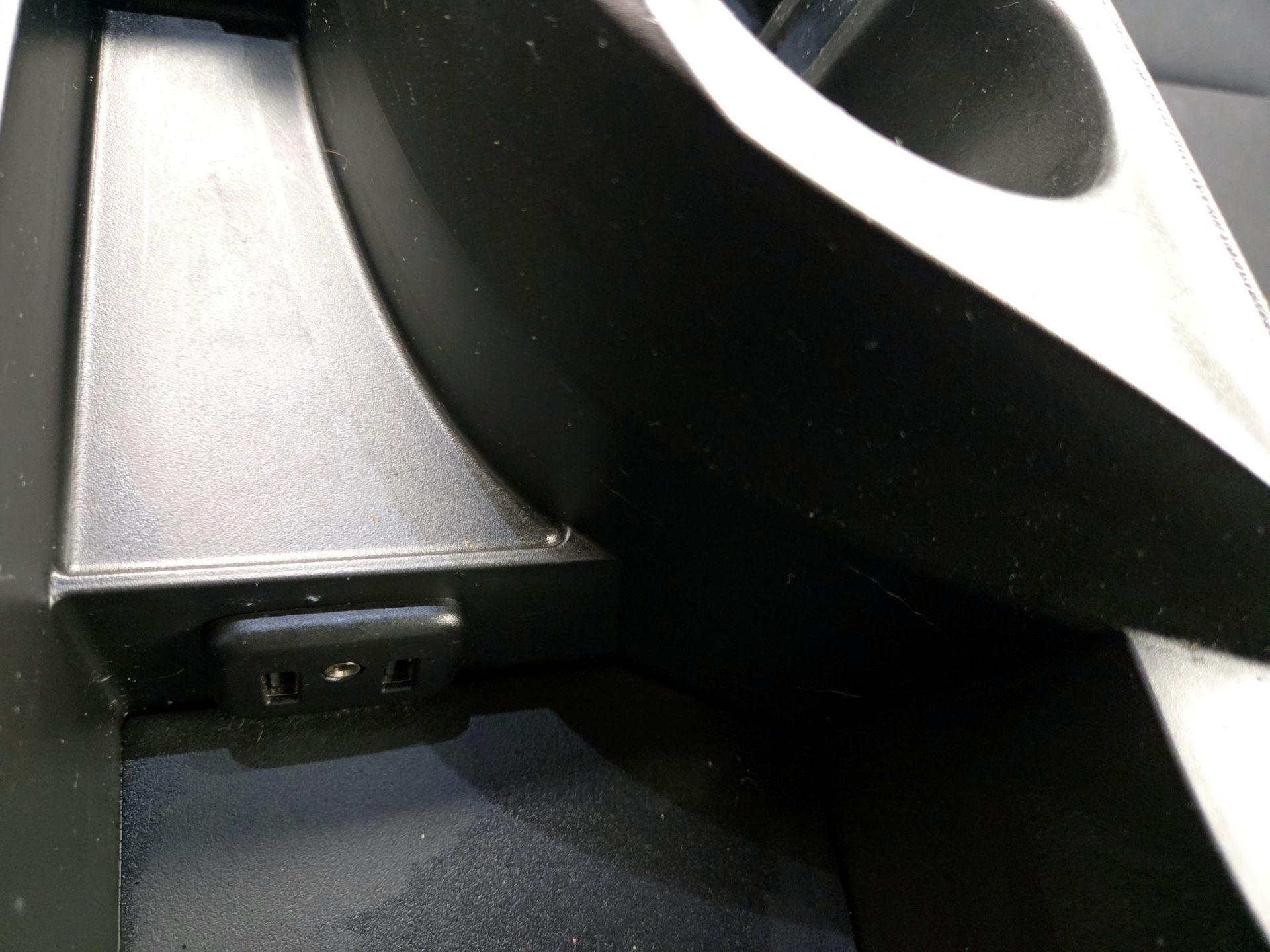 Thumbnail: 2020 Chevrolet Camaro - 18