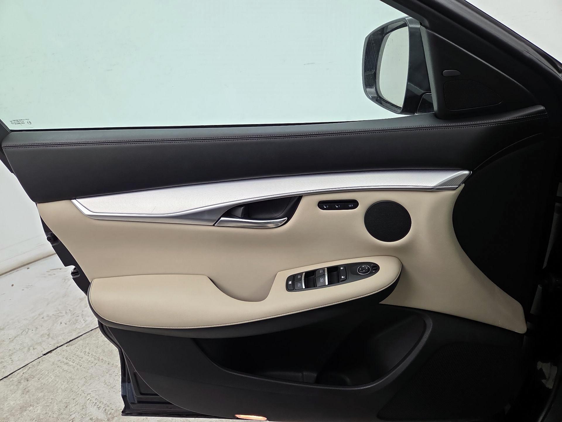 Thumbnail: 2020 INFINITI QX50 - 12