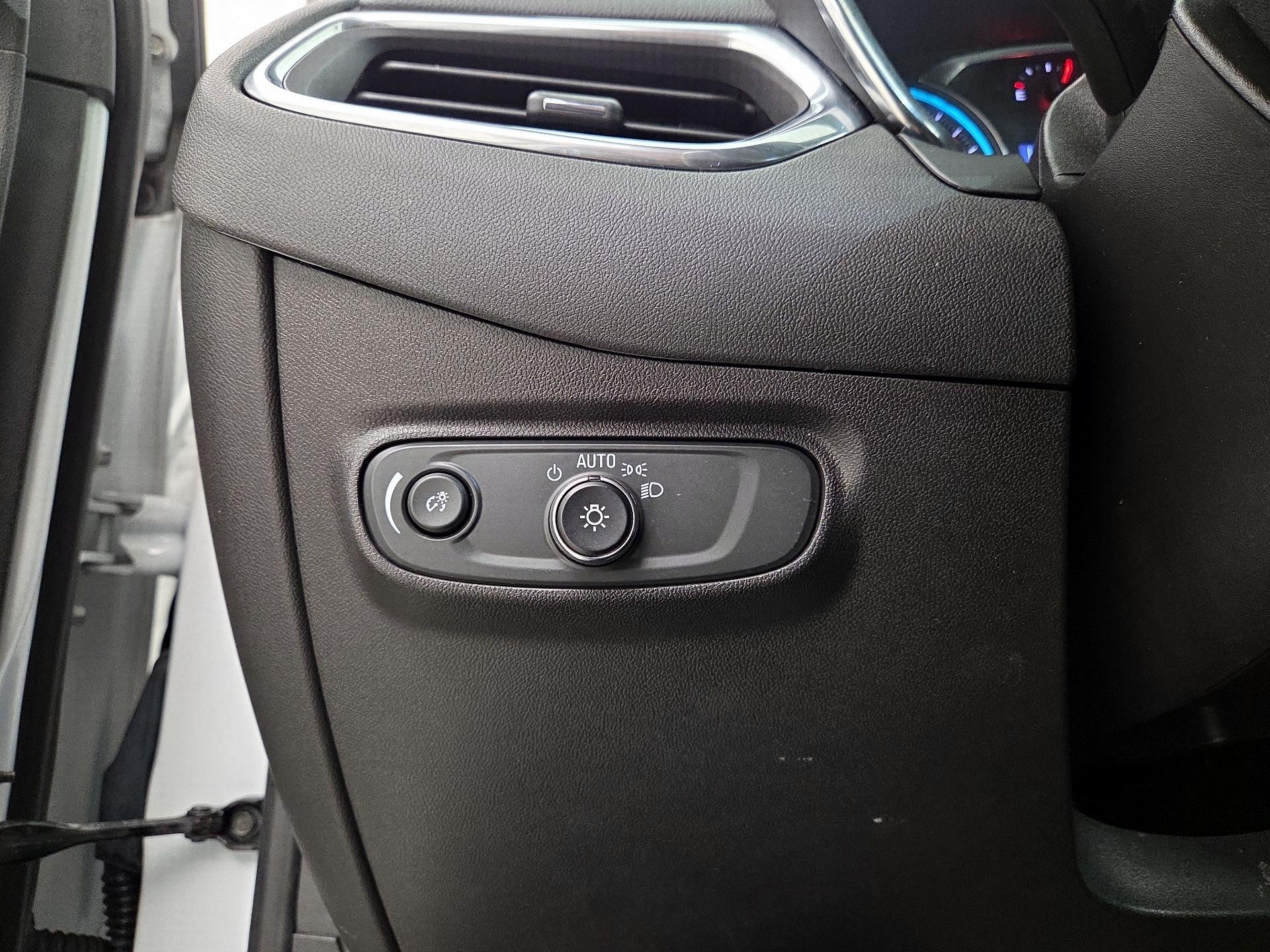 Thumbnail: 2023 Chevrolet Equinox - 13