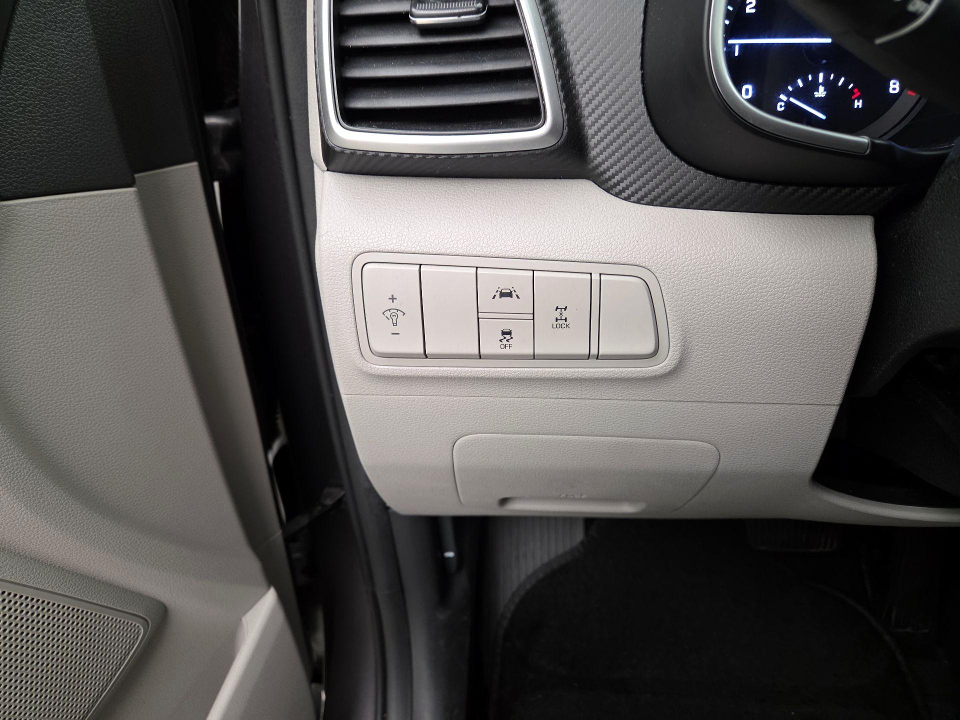 Thumbnail: 2020 Hyundai Tucson - 13