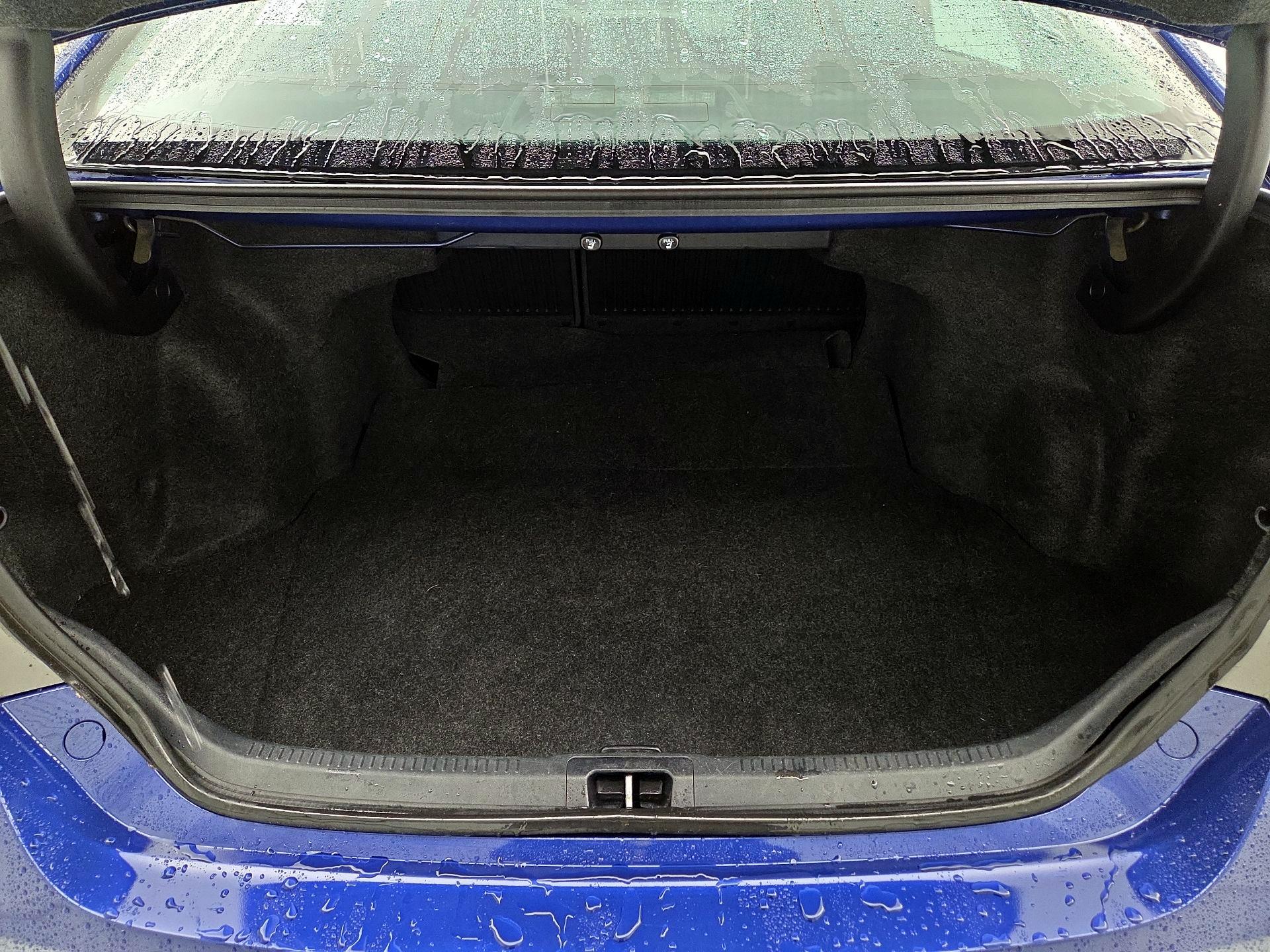 Thumbnail: 2015 Toyota Camry - 20