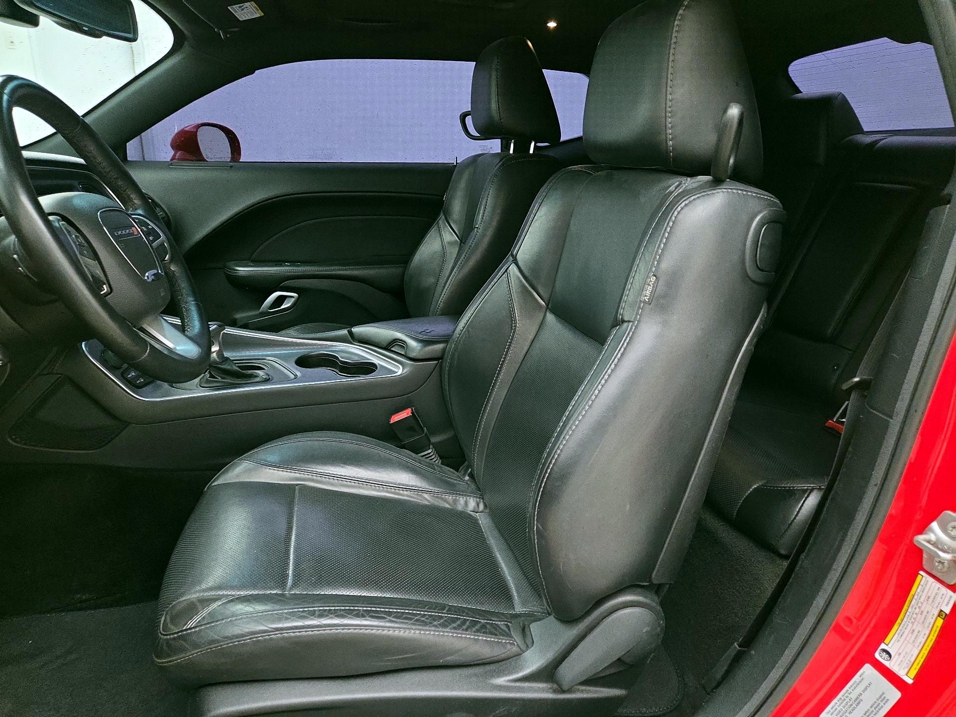 Thumbnail: 2015 Dodge Challenger - 11