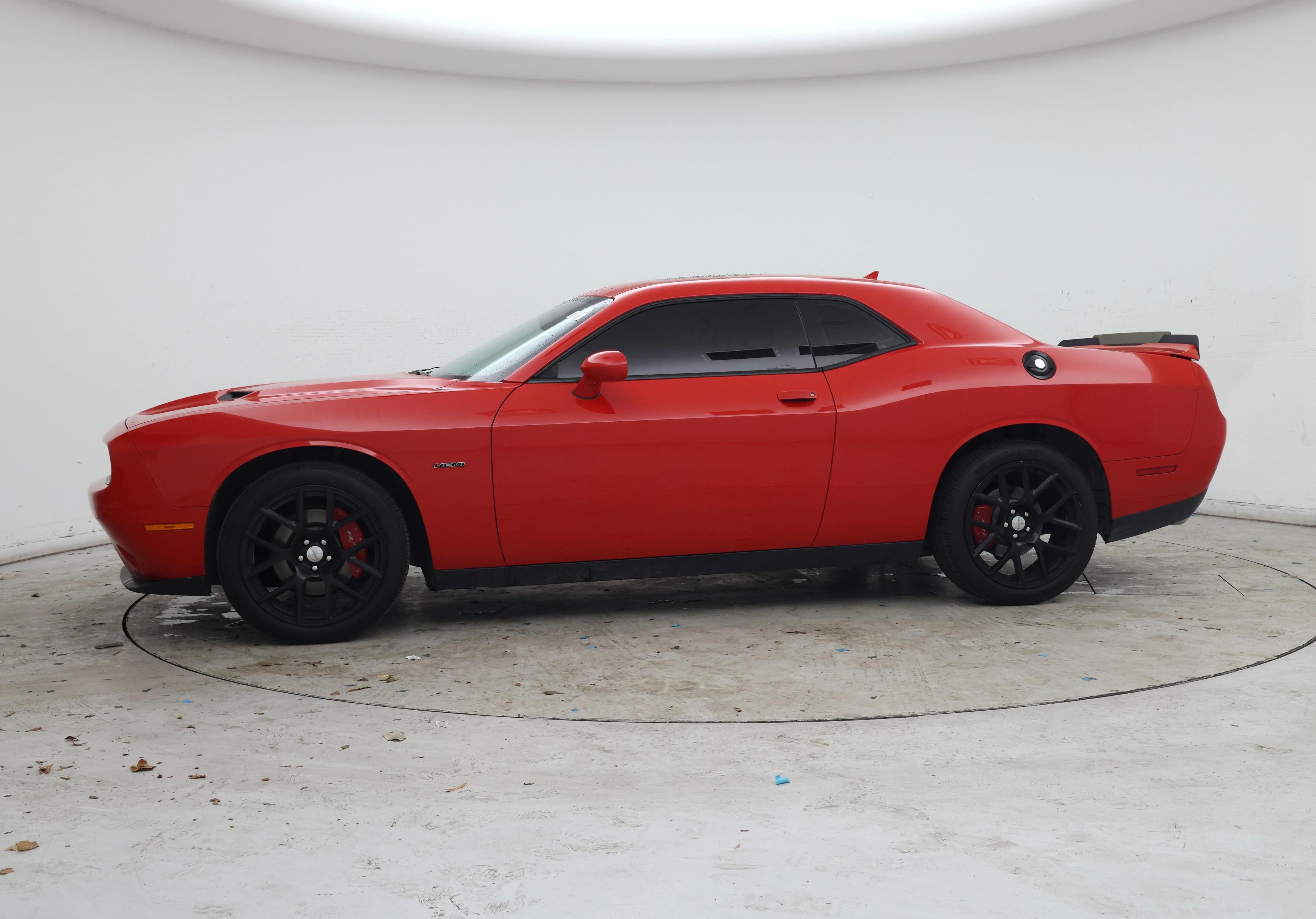 Thumbnail: 2015 Dodge Challenger - 3
