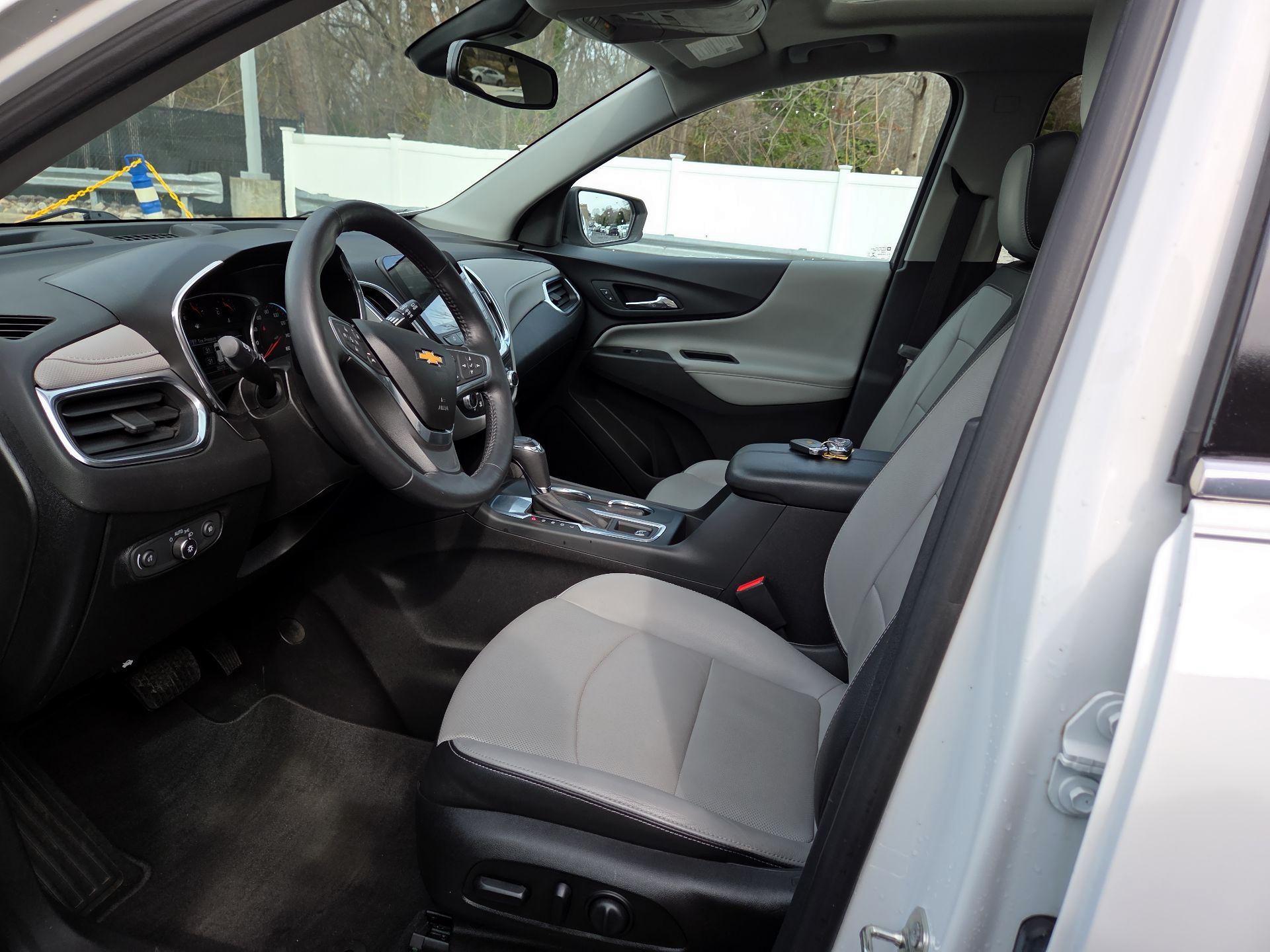 Thumbnail: 2018 Chevrolet Equinox - 9