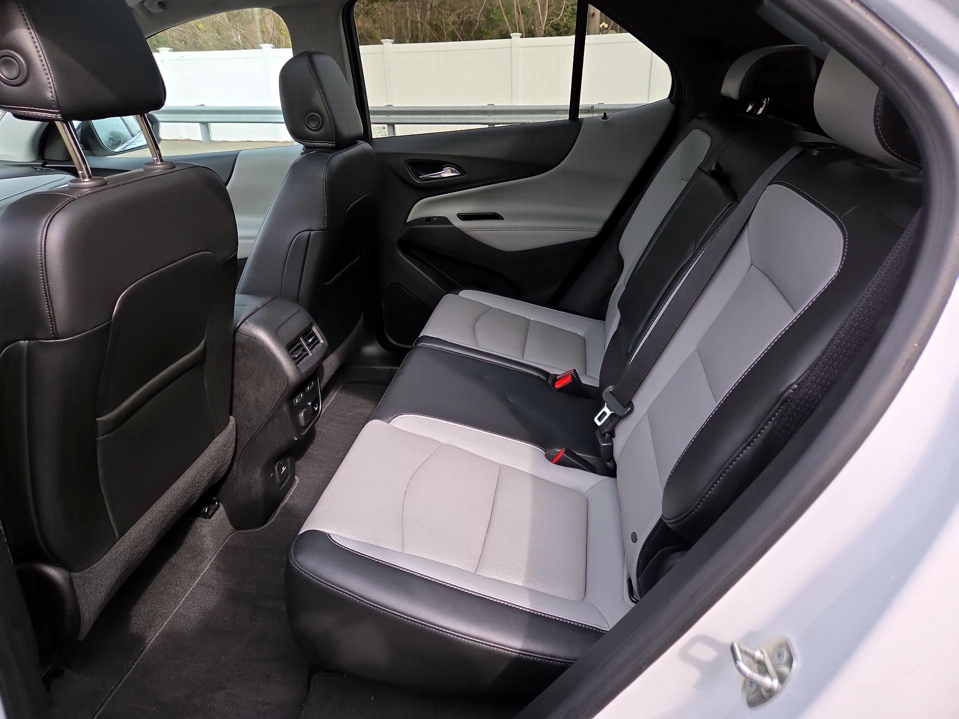 Thumbnail: 2018 Chevrolet Equinox - 18