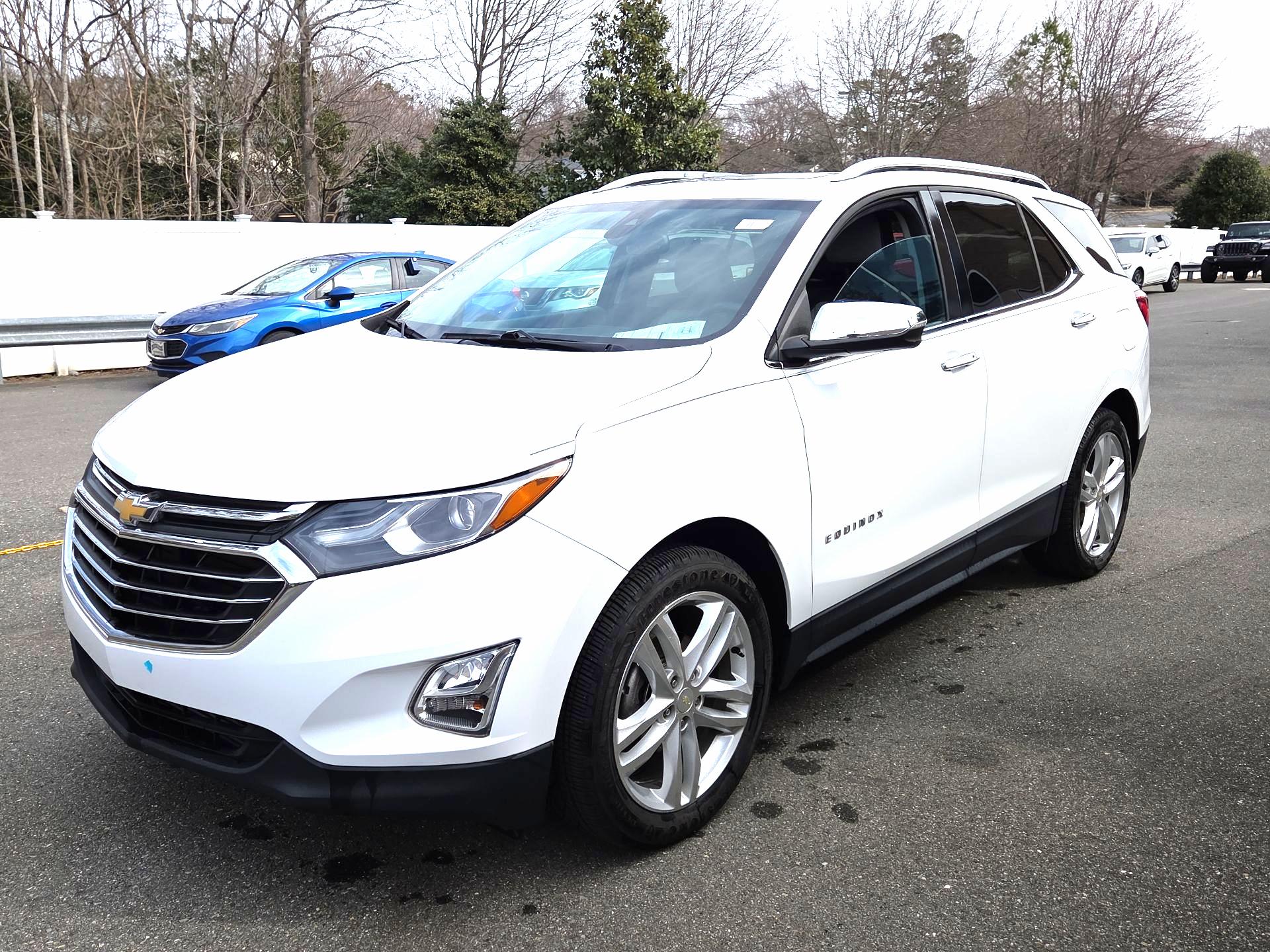 Thumbnail: 2018 Chevrolet Equinox - 3