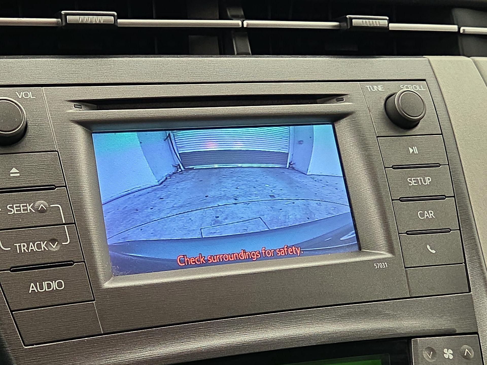 Thumbnail: 2015 Toyota Prius - 14