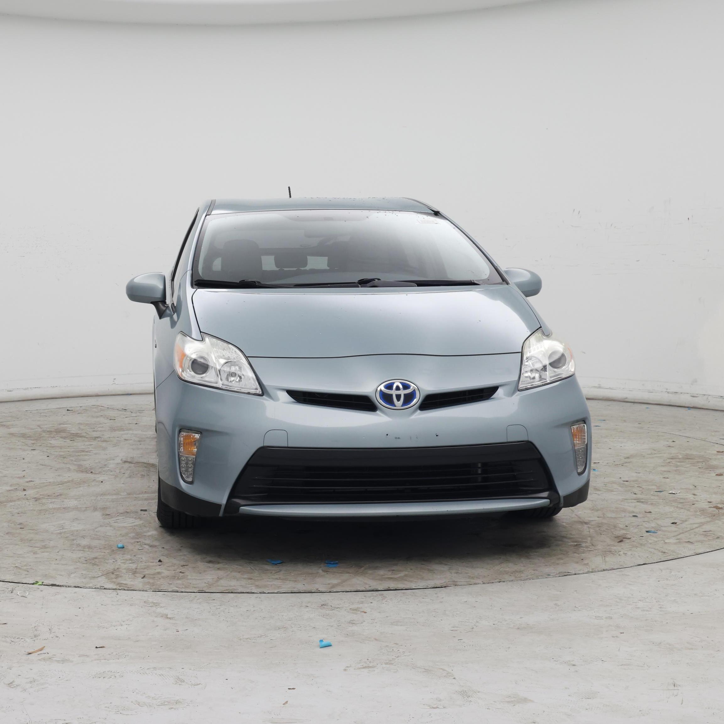 Thumbnail: 2015 Toyota Prius - 5