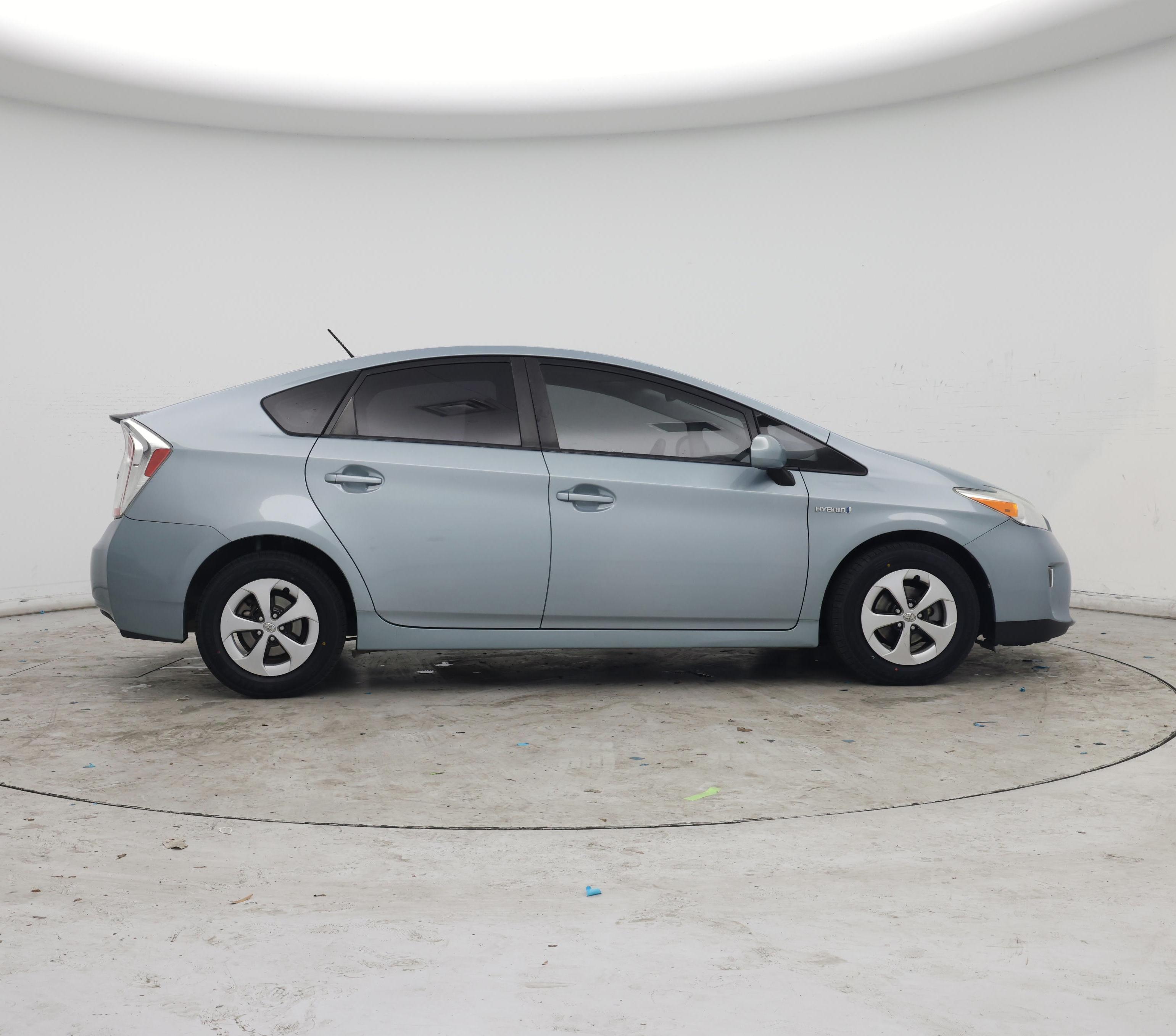 Thumbnail: 2015 Toyota Prius - 7
