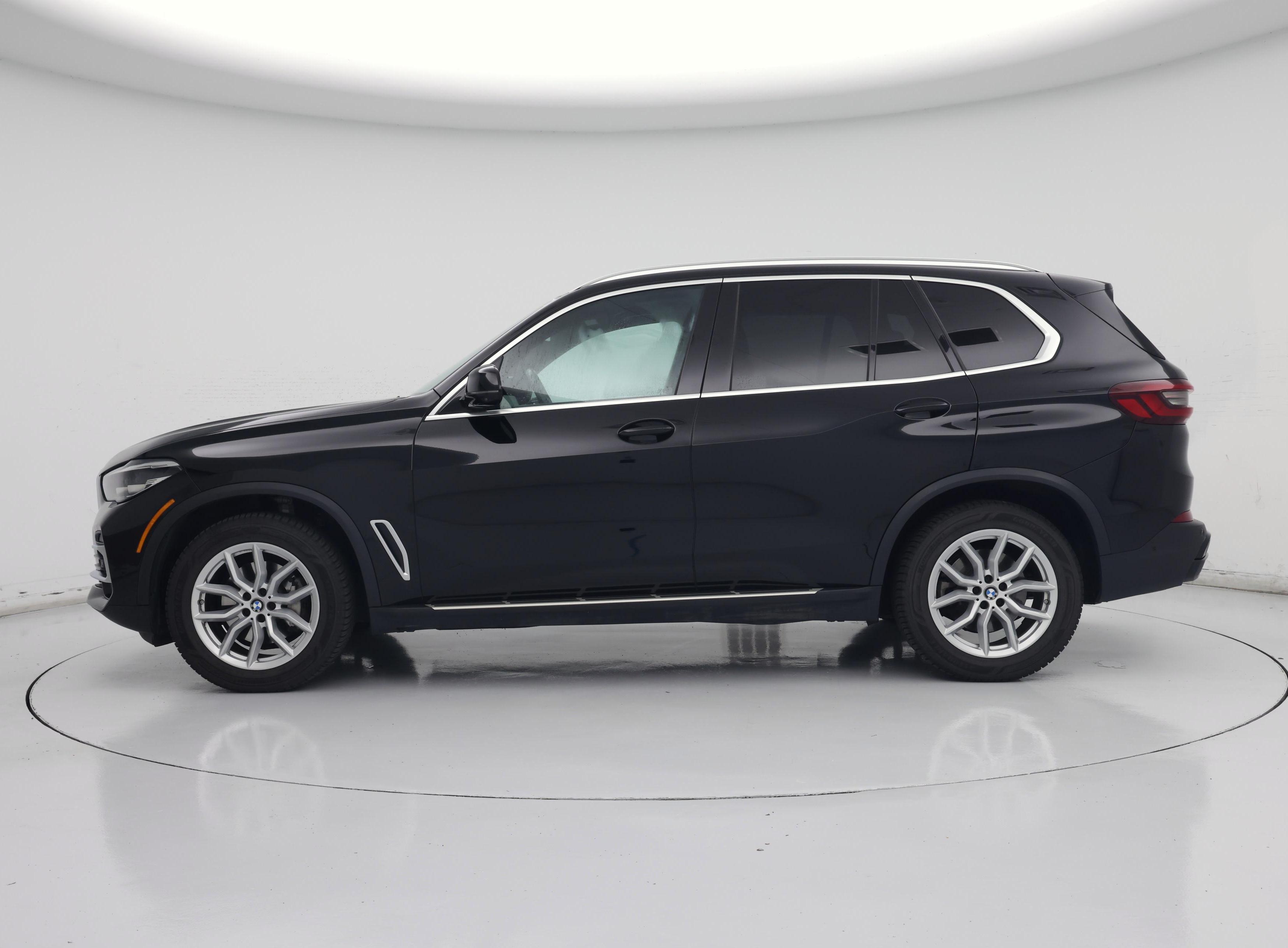 Thumbnail: 2023 BMW X5 - 3