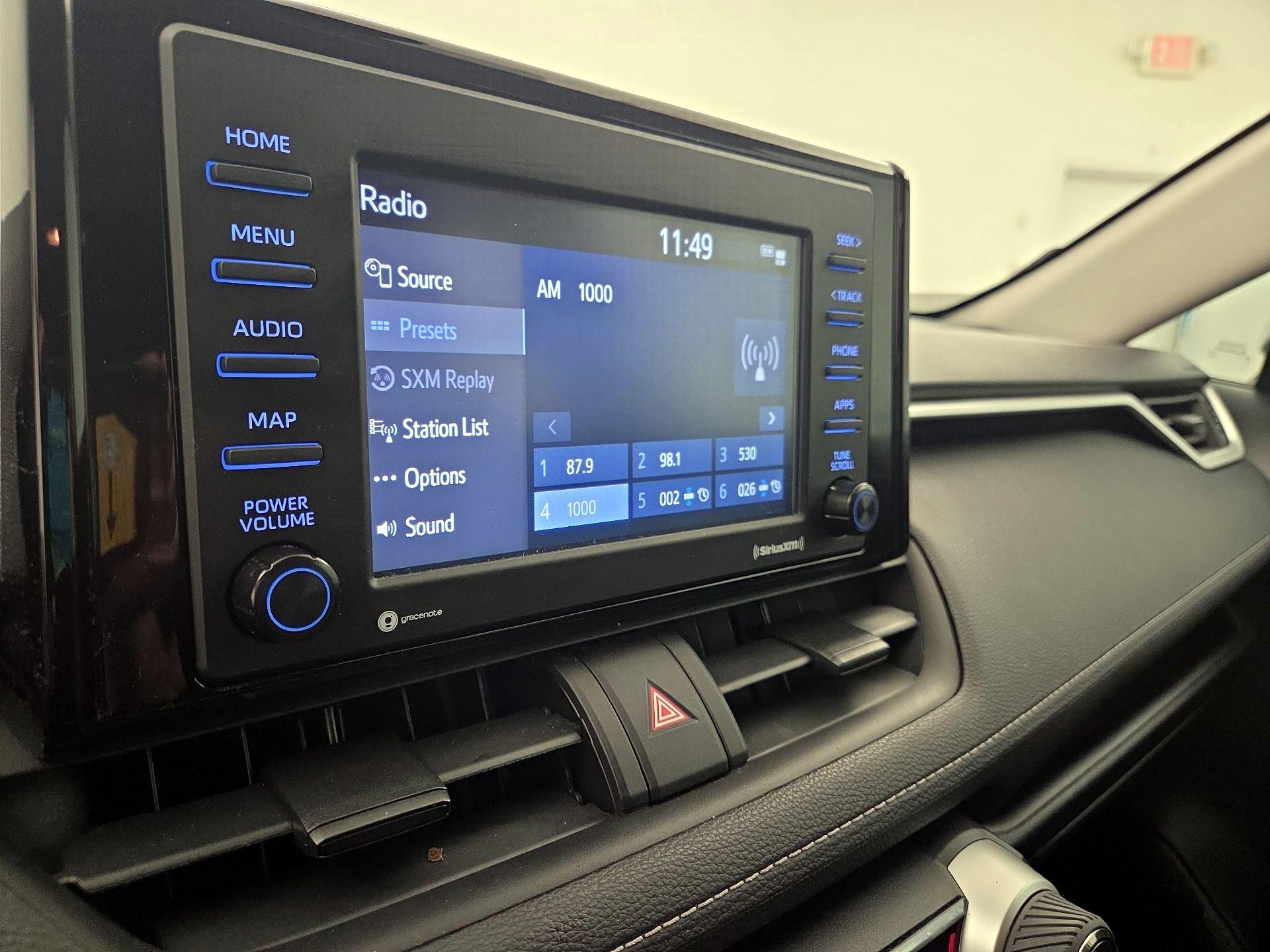 Thumbnail: 2020 Toyota RAV4 - 15