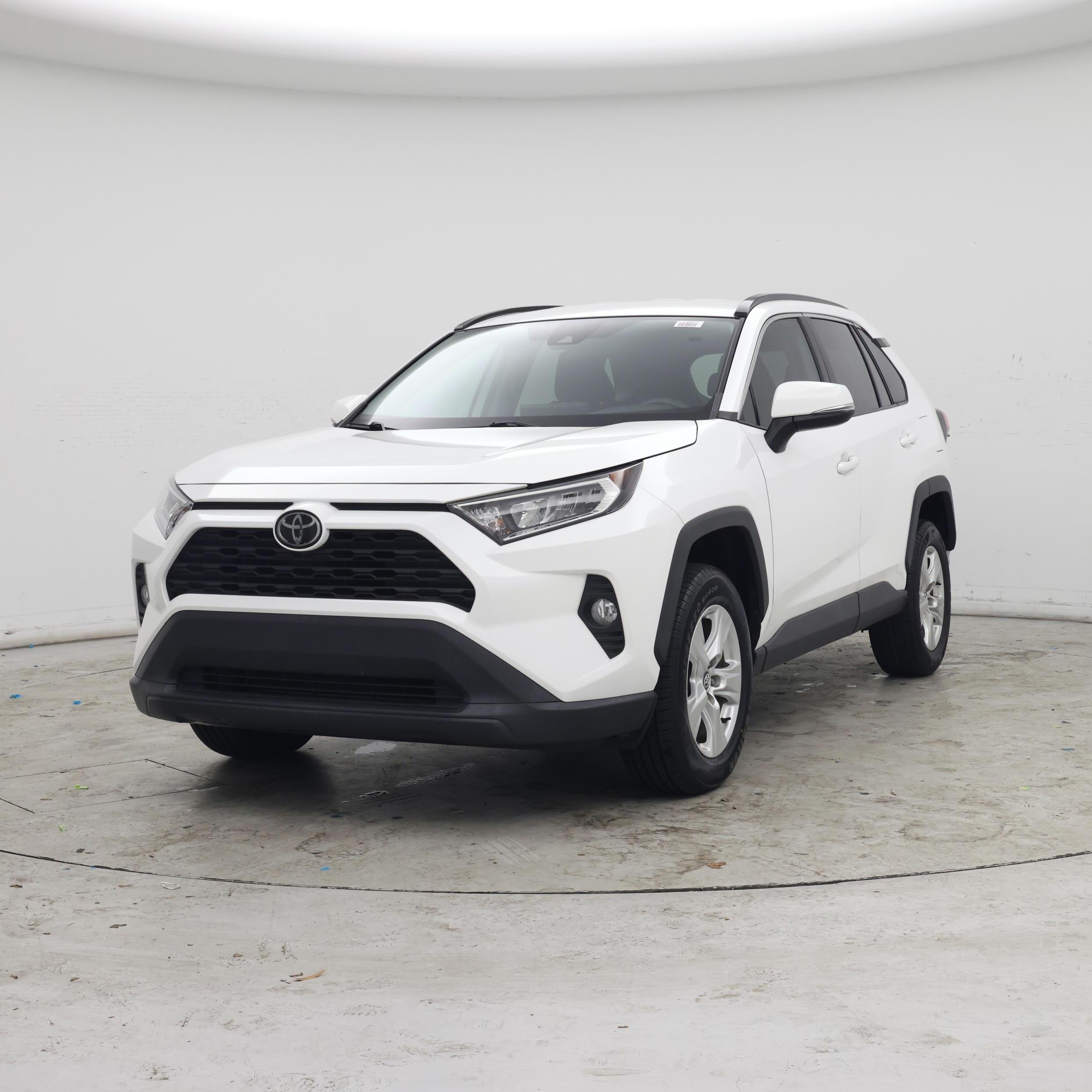 Thumbnail: 2020 Toyota RAV4 - 4