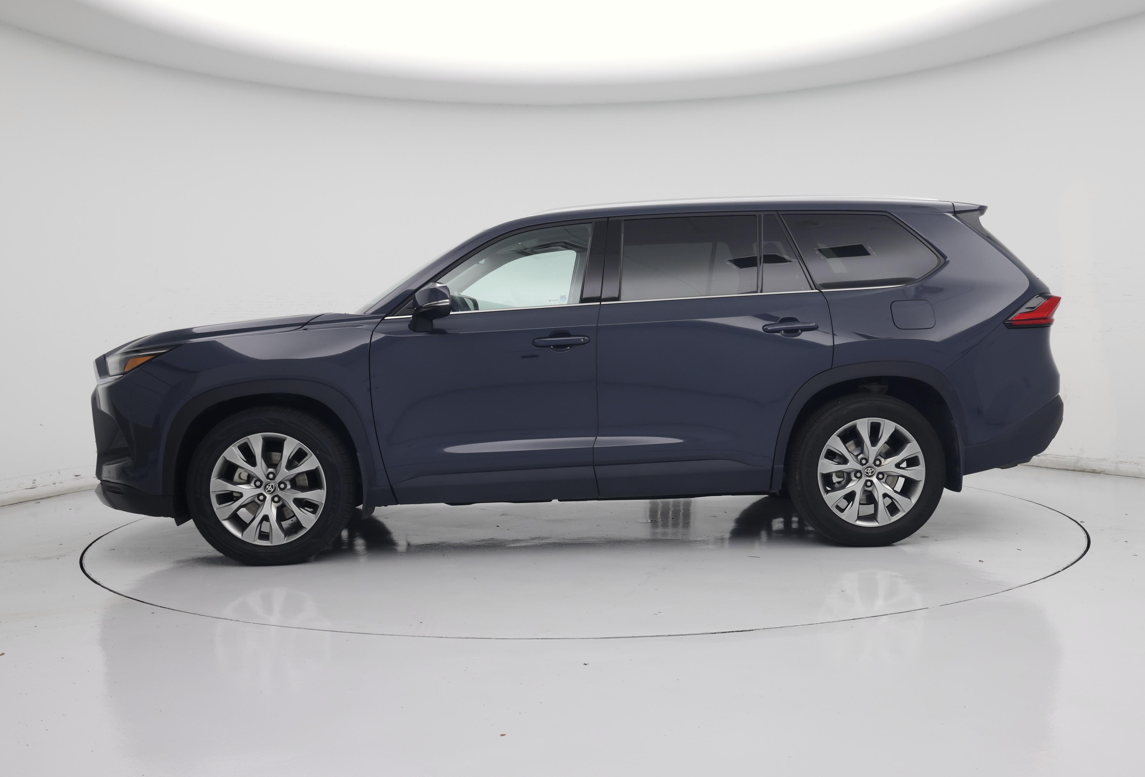 Thumbnail: 2024 Toyota Grand Highlander - 3