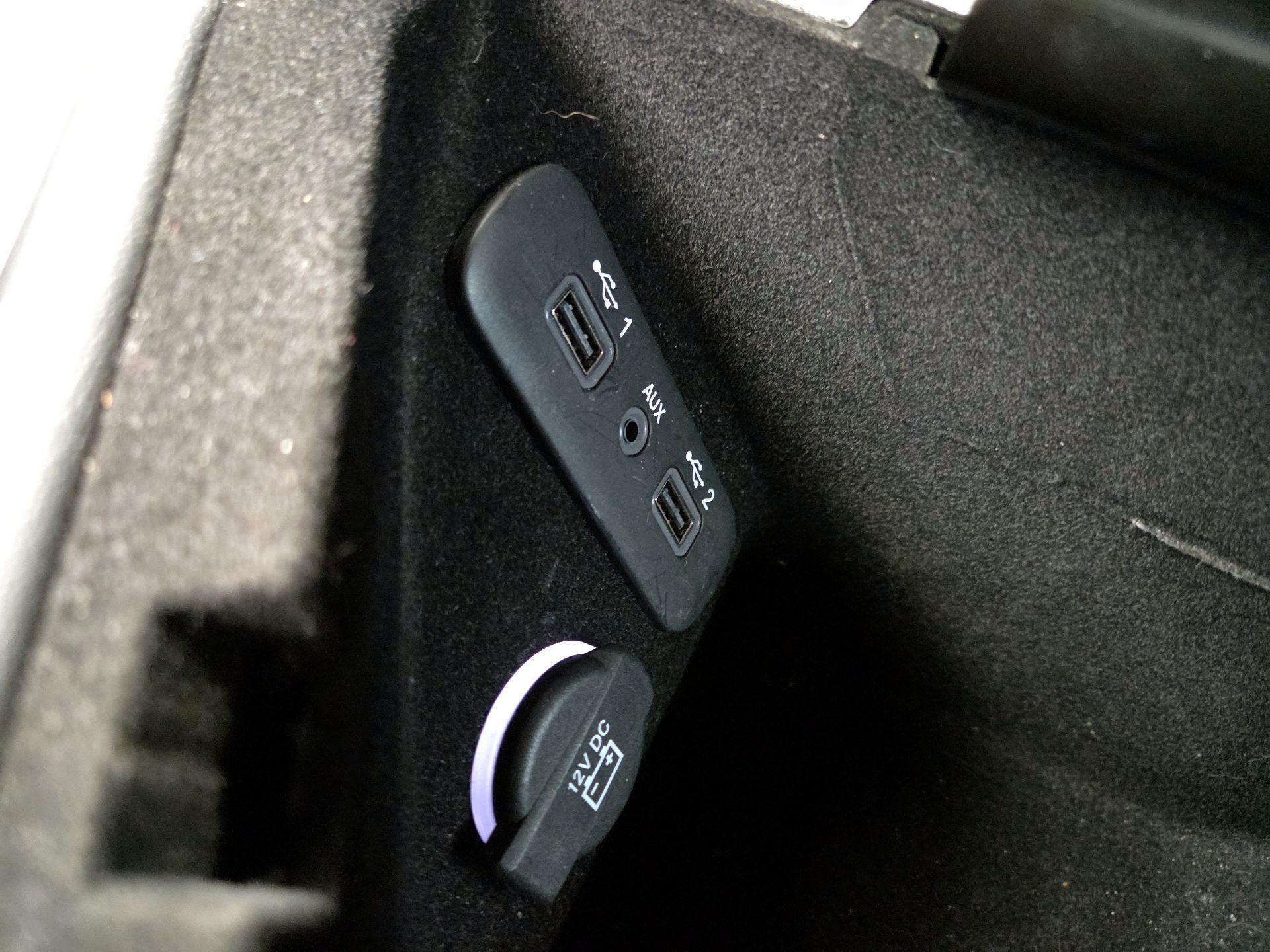 Thumbnail: 2021 Dodge Challenger - 18