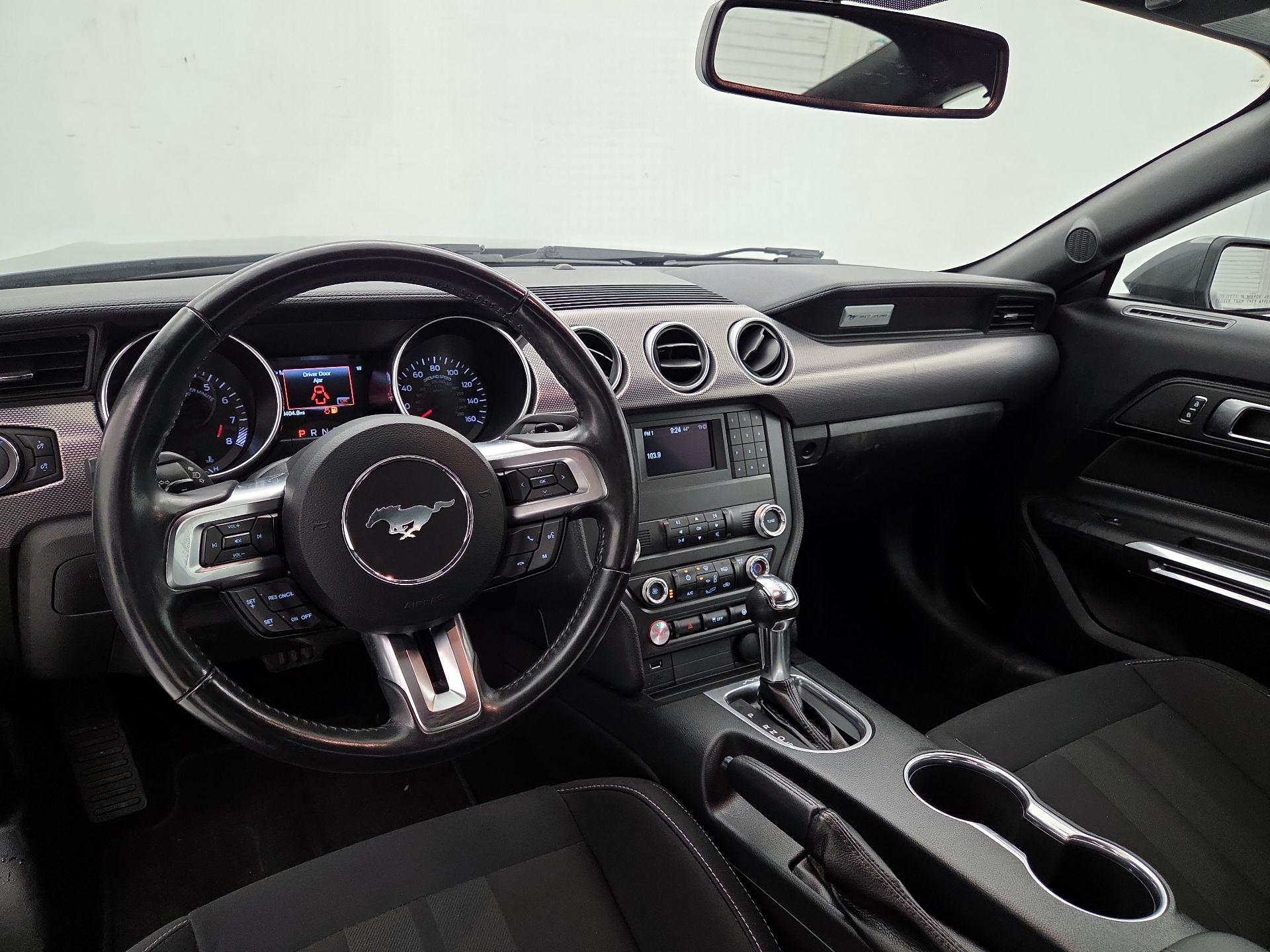 Thumbnail: 2019 Ford Mustang - 9