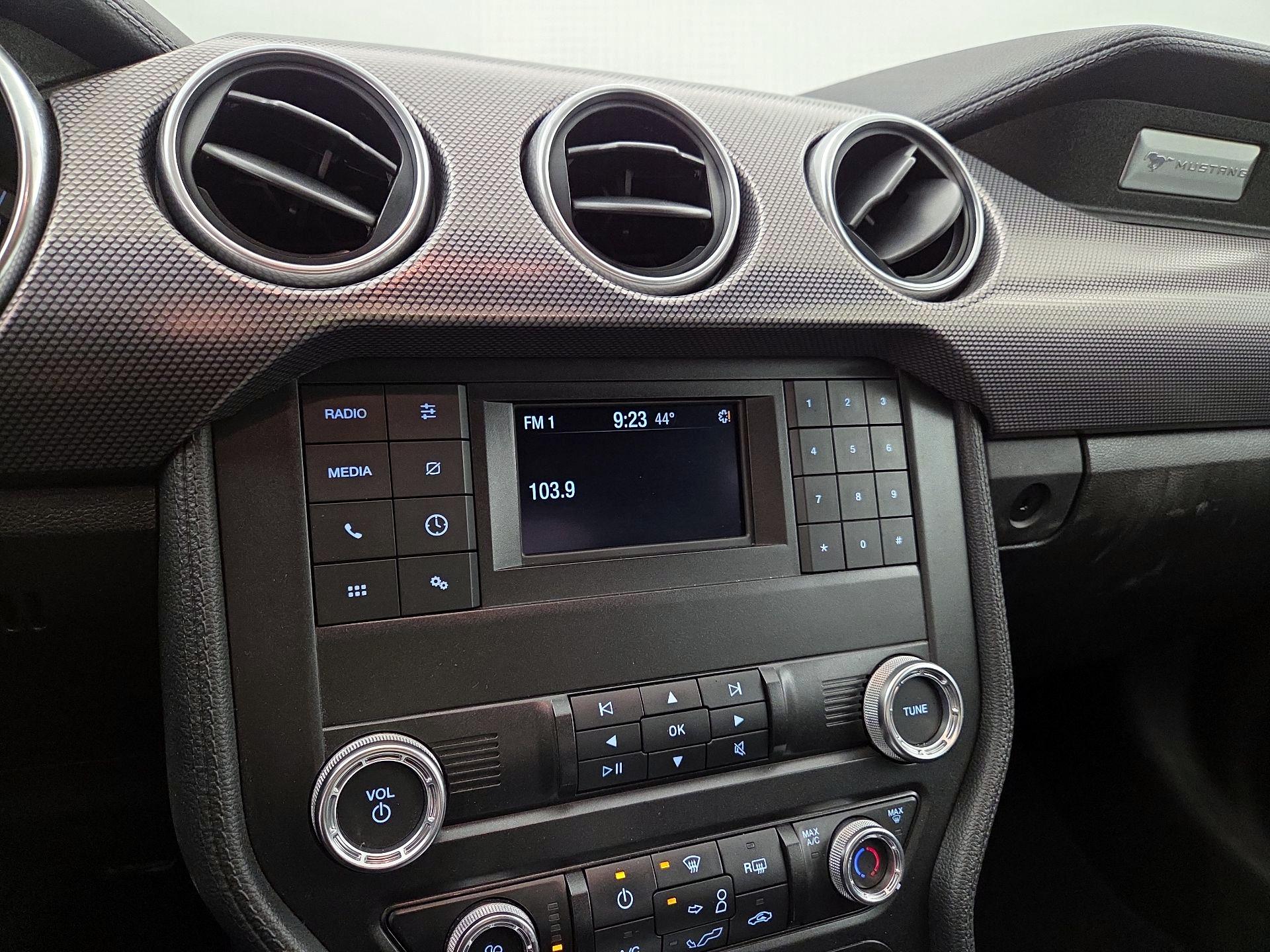 Thumbnail: 2019 Ford Mustang - 14